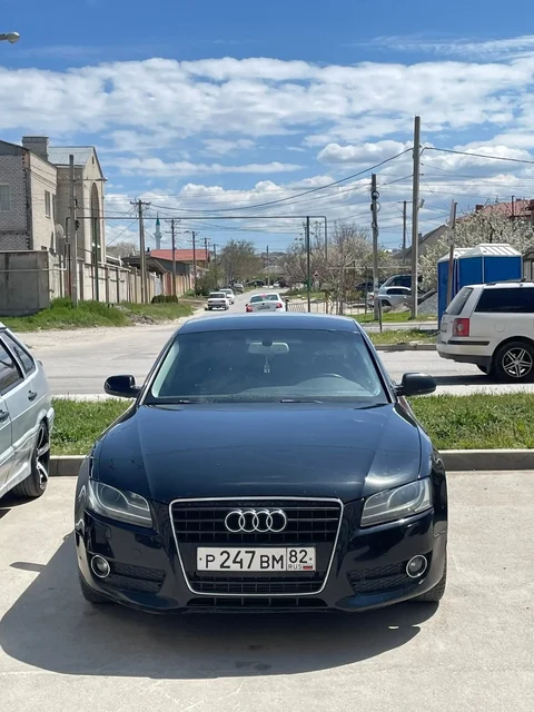 Audi A5 2009 года, 2.0 бензин - Легковые автомобили в Симферополь