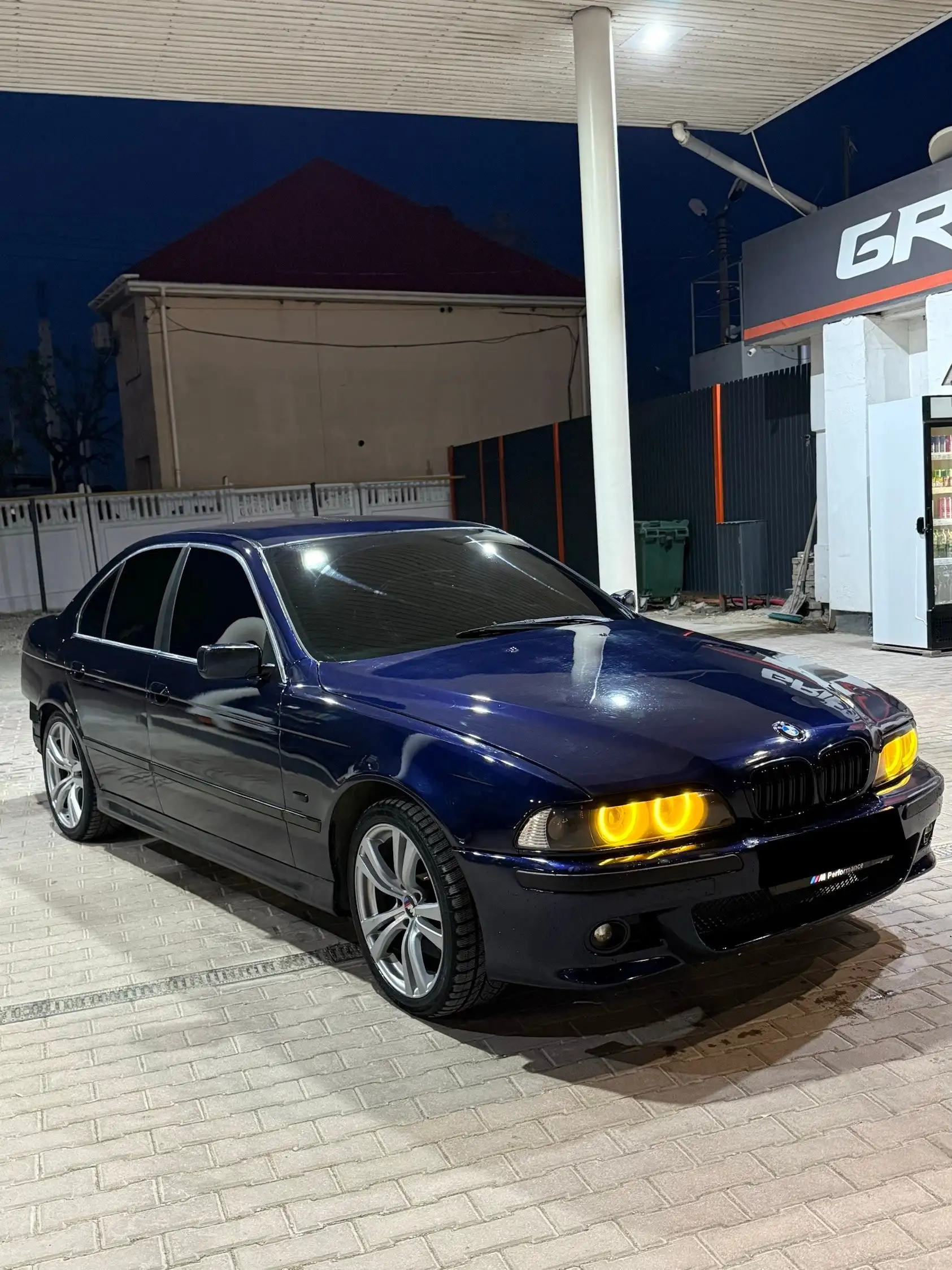 Продам автомобиль с МКПП, кузов живой - Авто в Евпатория