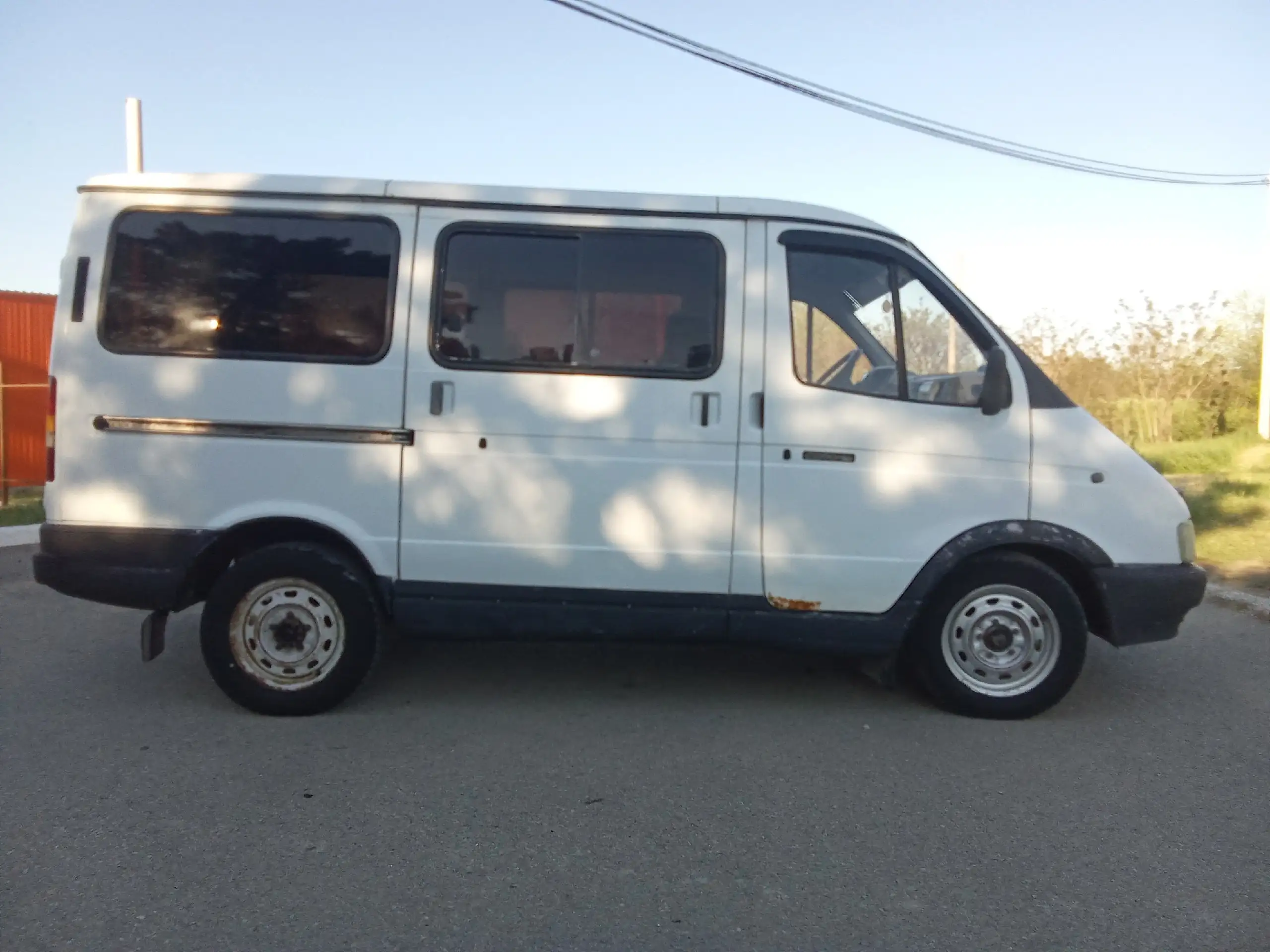 ГАЗ 2217 Баргузин 2001 г. - Авто в Красноперекопск