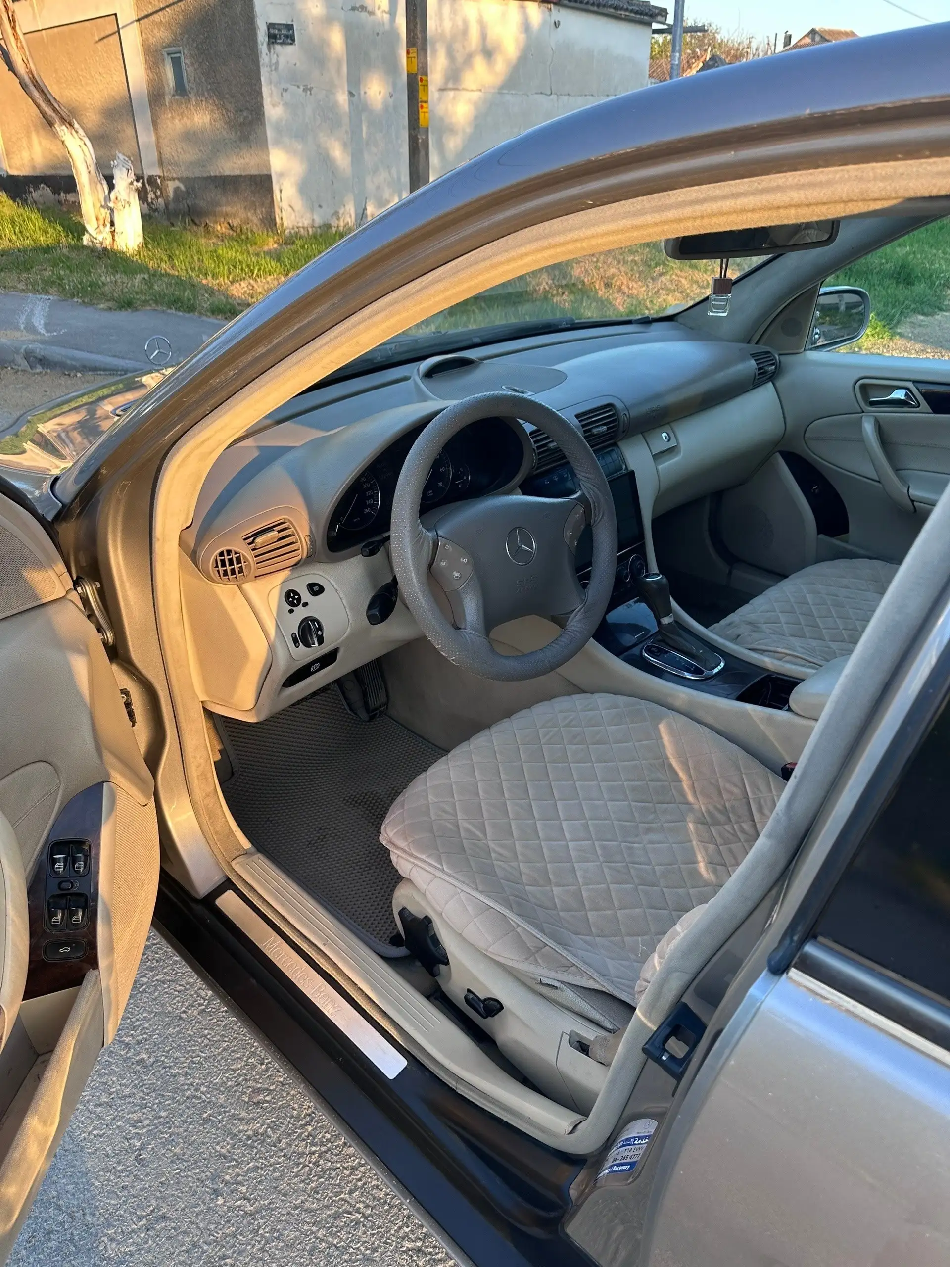 Mercedes C180 (W203) 2004 - Легковые автомобили (Авто) в Севастополь