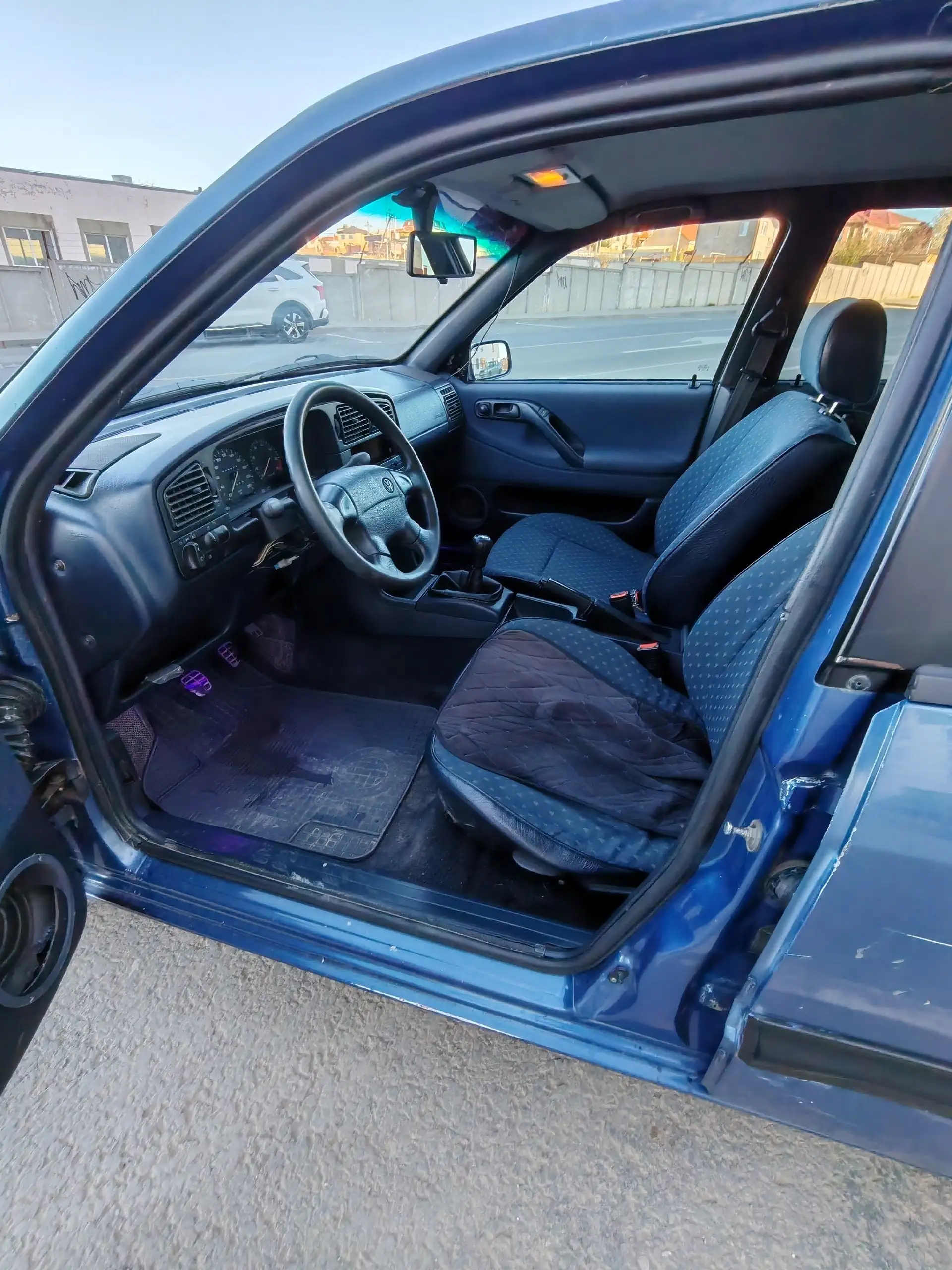 Volkswagen Passat B4 1994 - Легковые автомобили (Авто) в Симферополь