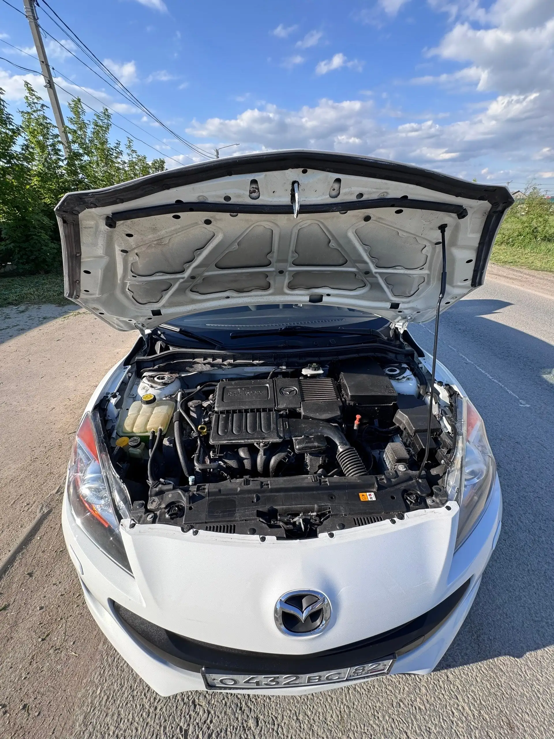 Mazda 3 2012/2013, 850 000 руб - Легковые автомобили (Авто) в Неизвестно