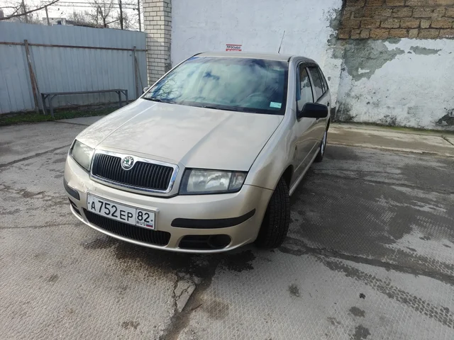 Продажа Шкода Фабия универсал 2005 - Авто в Симферополь