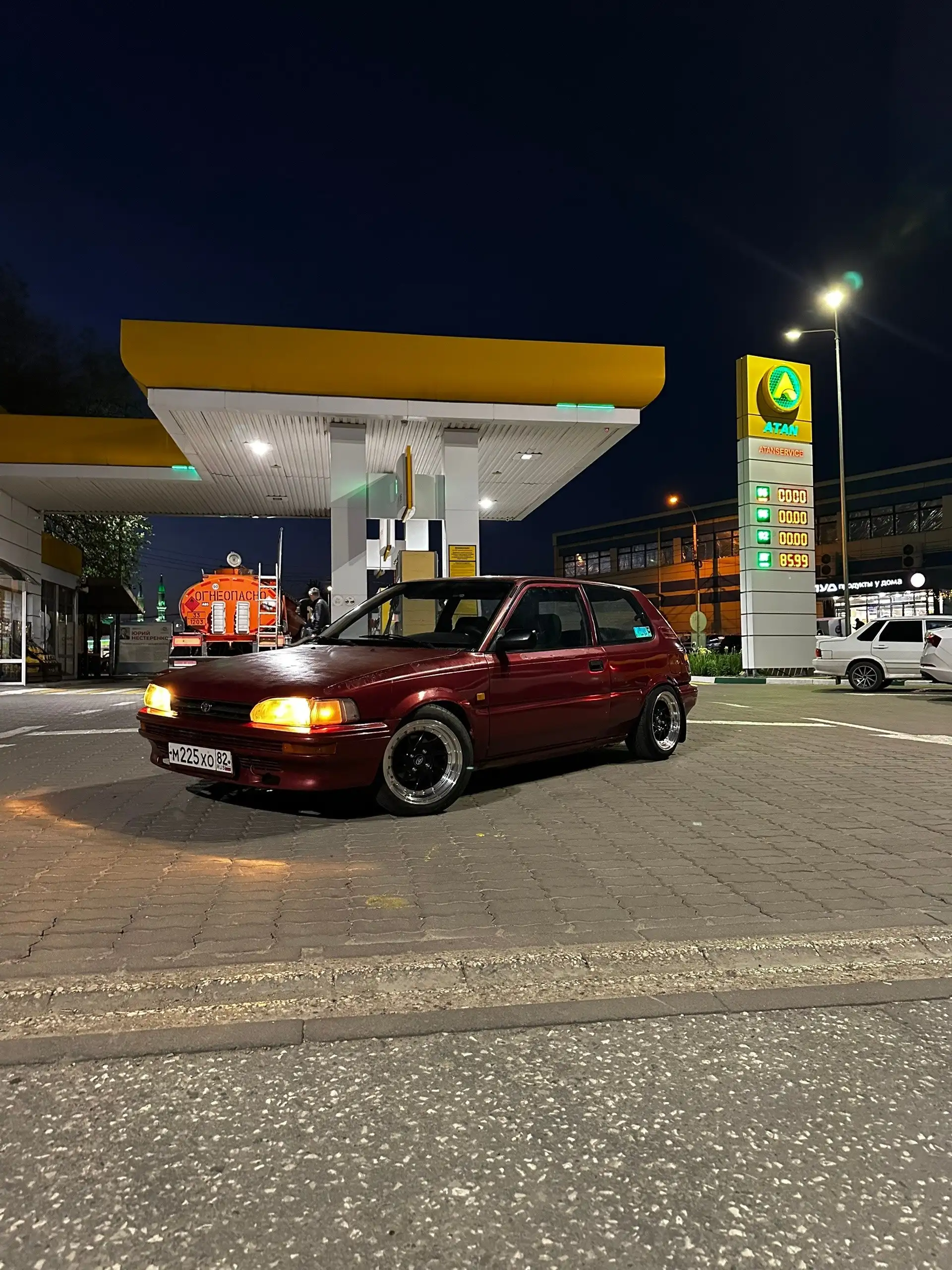 Toyota Corolla Е90 в отличном состоянии - Легковые автомобили (Авто) в Симферополь