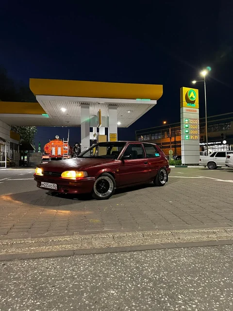 Toyota Corolla Е90 в отличном состоянии - Запчасти в Симферополь