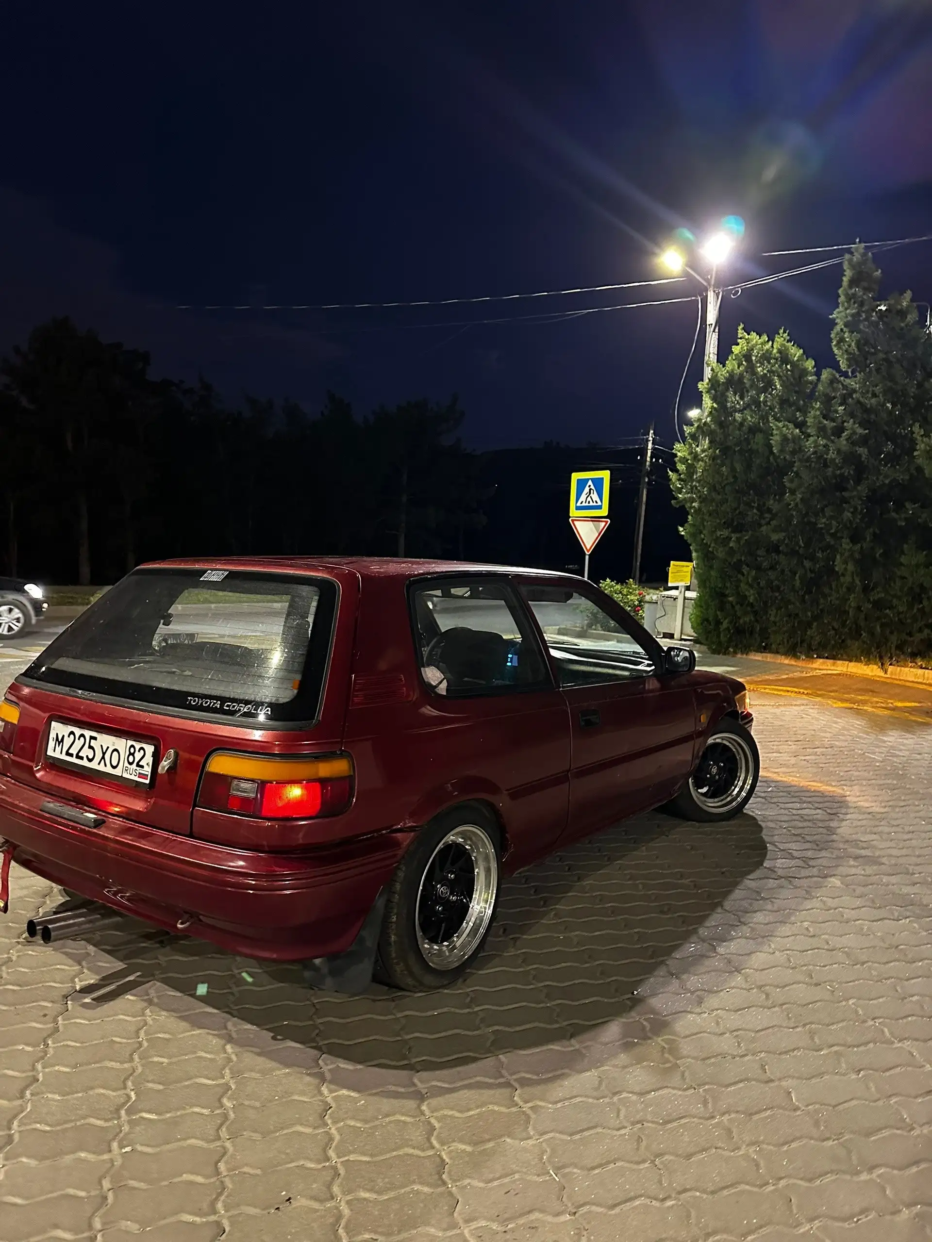 Toyota Corolla Е90 в отличном состоянии - Легковые автомобили (Авто) в Симферополь