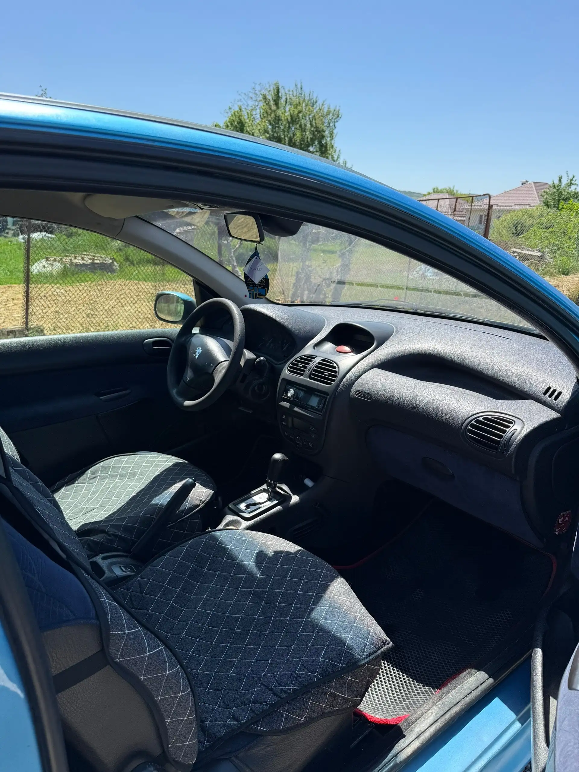 Продам Peugeot 206 - Легковые автомобили (Авто) в Симферополь