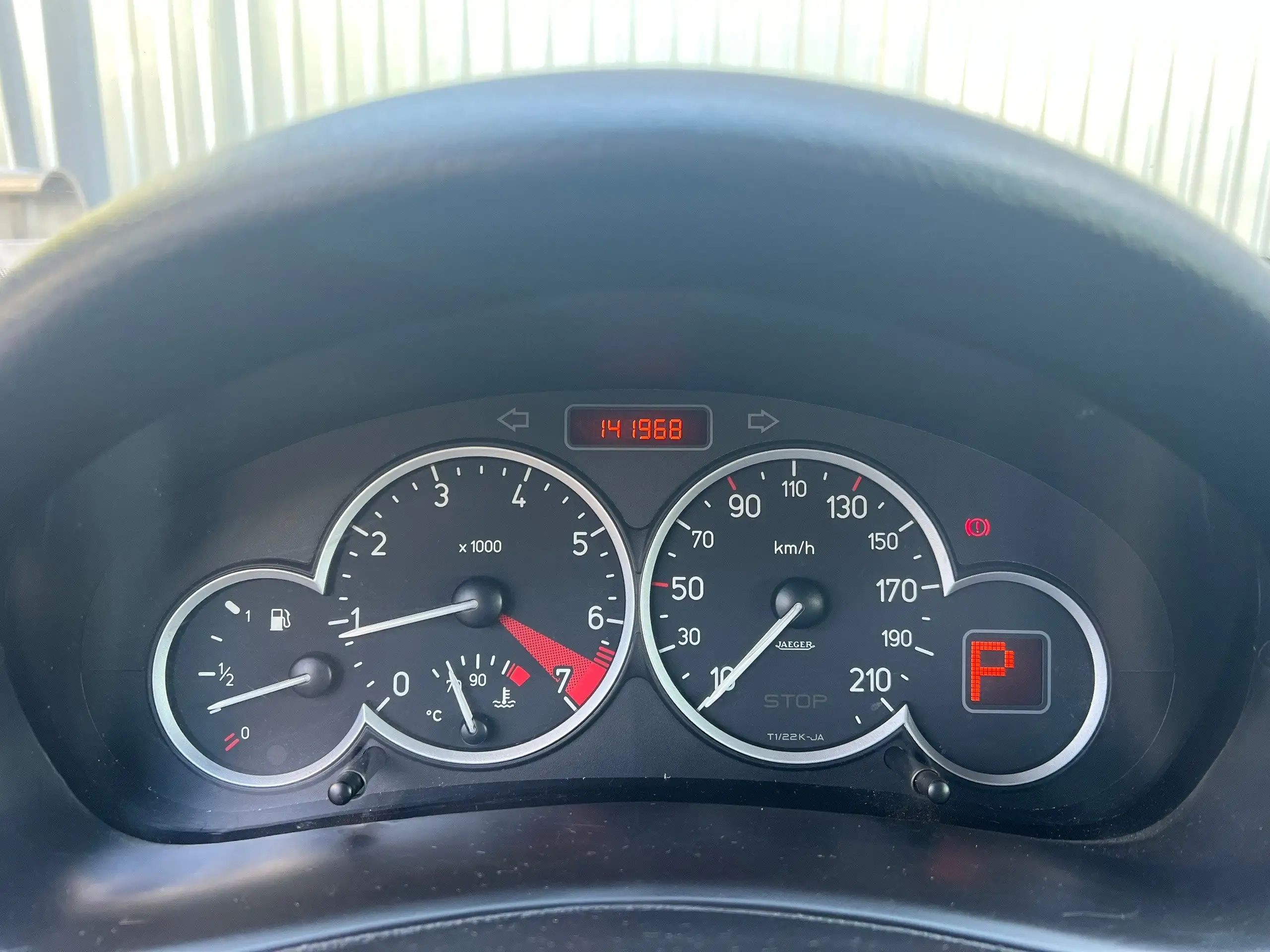 Автомобиль в хорошем состоянии, 3 владелец - Легковые автомобили (Авто) в Симферополь