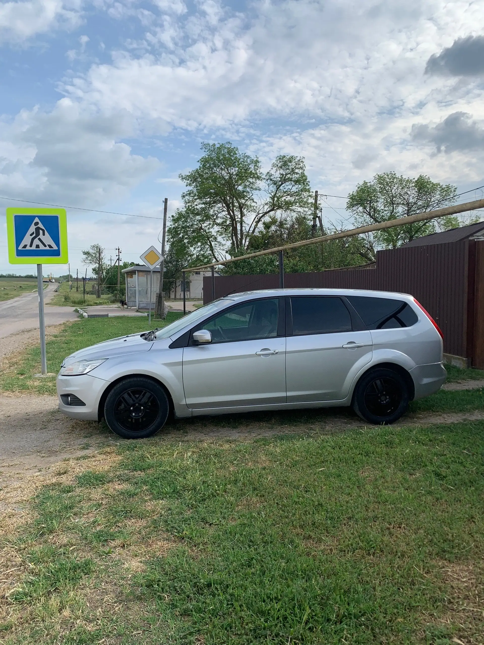 Автомобиль 2008 года 1.6 турбо дизель - Легковые автомобили (Авто) в Неизвестно