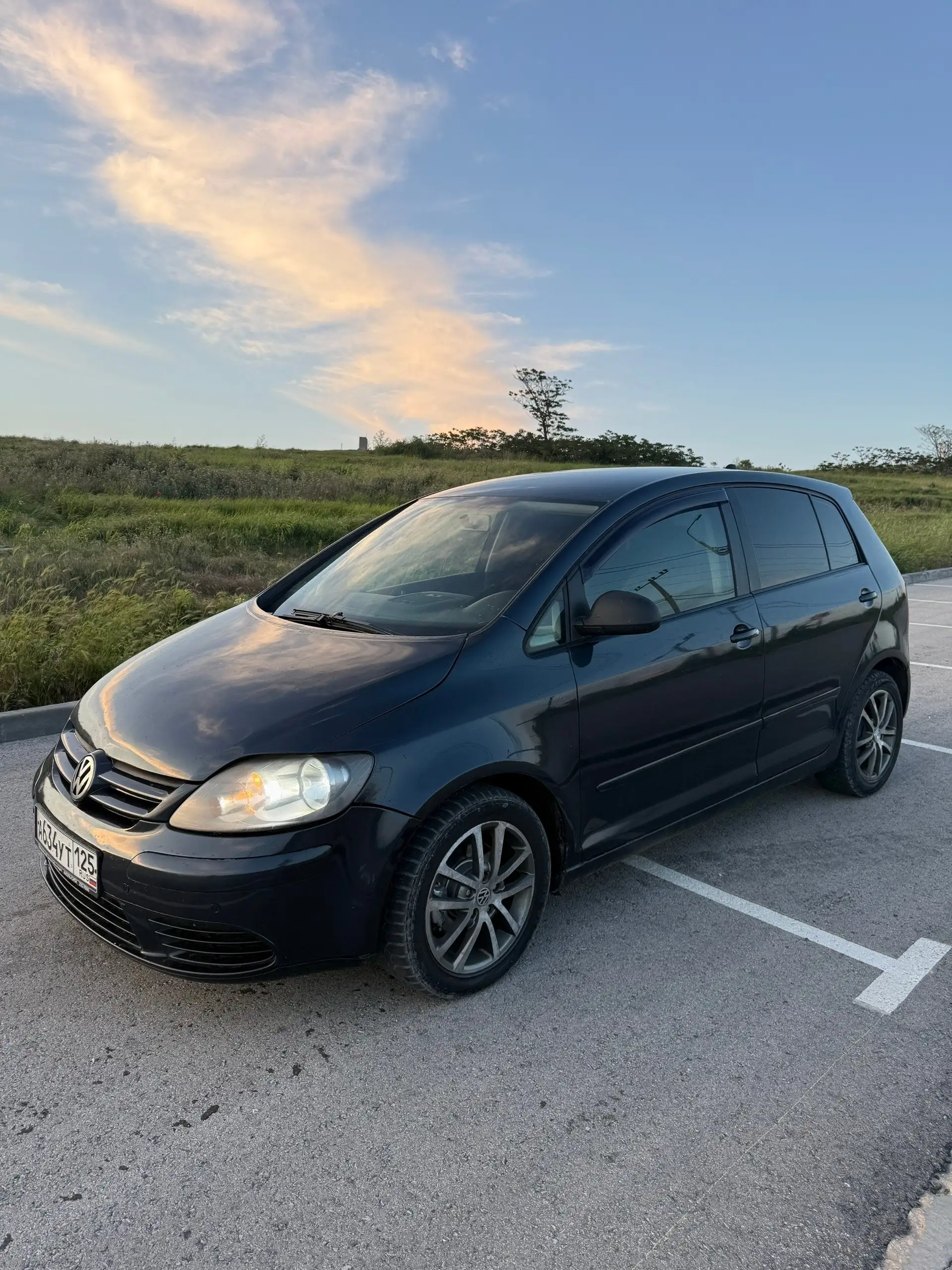 Продам VW Golf Plus 2008 - Легковые автомобили (Авто) в Керчь