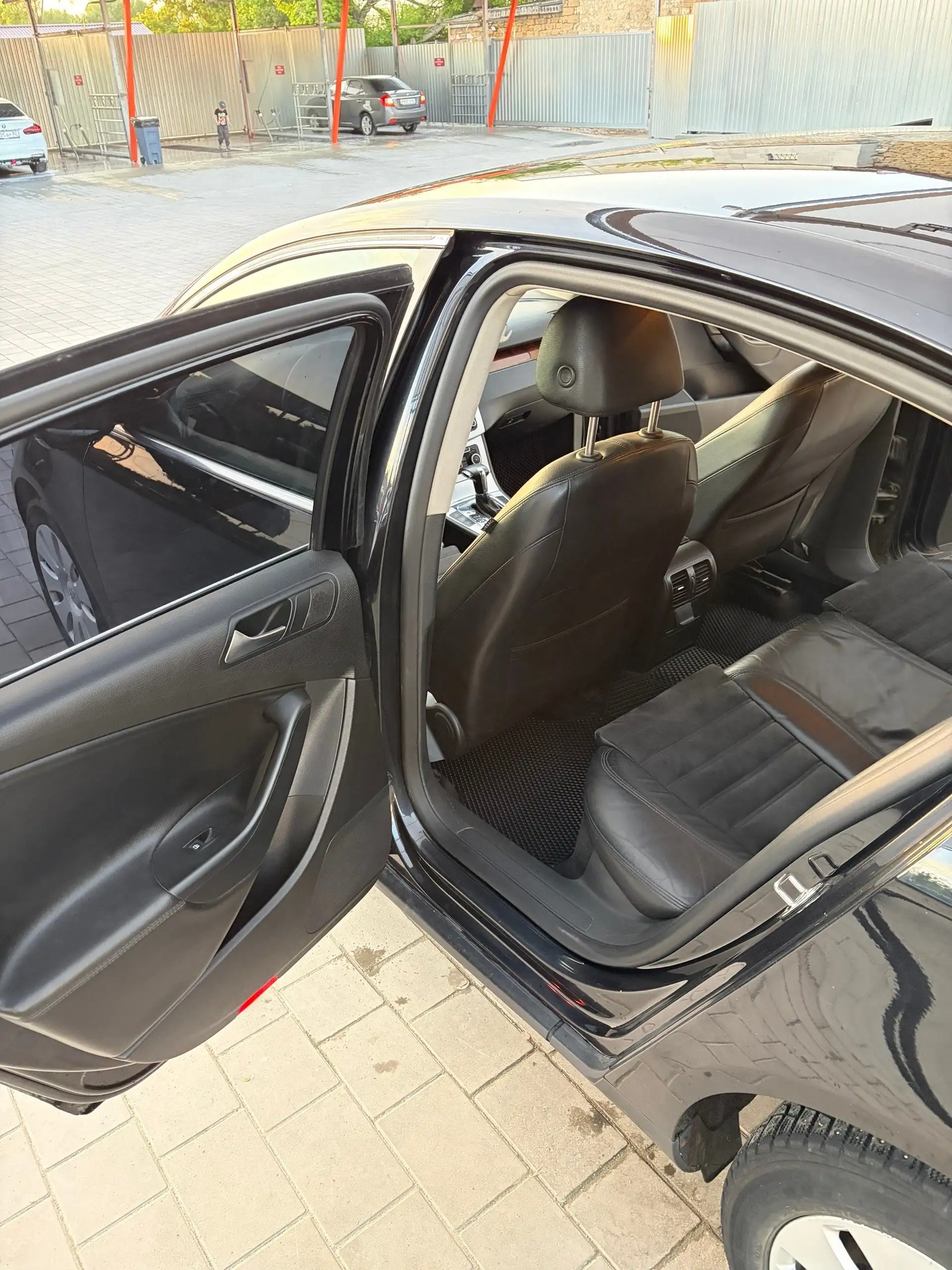 Volkswagen Passat B6 2010 - Легковые автомобили (Авто) в Симферополь