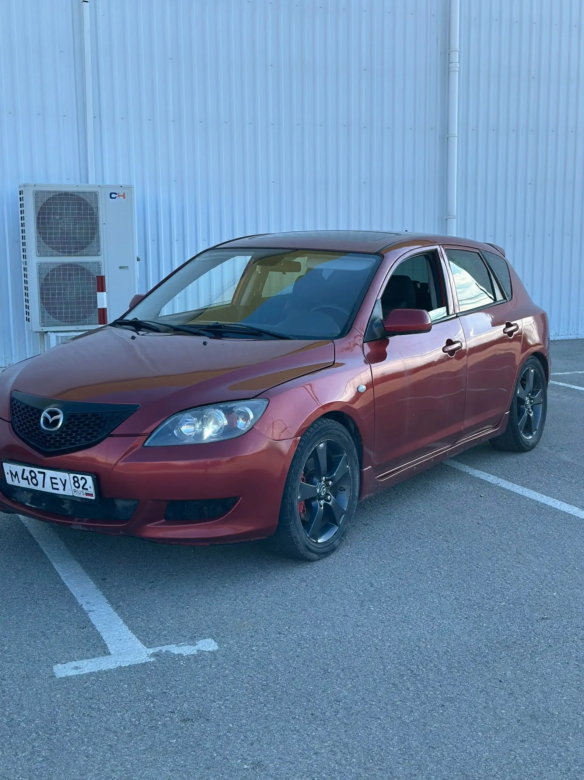 Mazda в хорошем состоянии, Феодосия - Легковые автомобили (Авто) в Феодосия