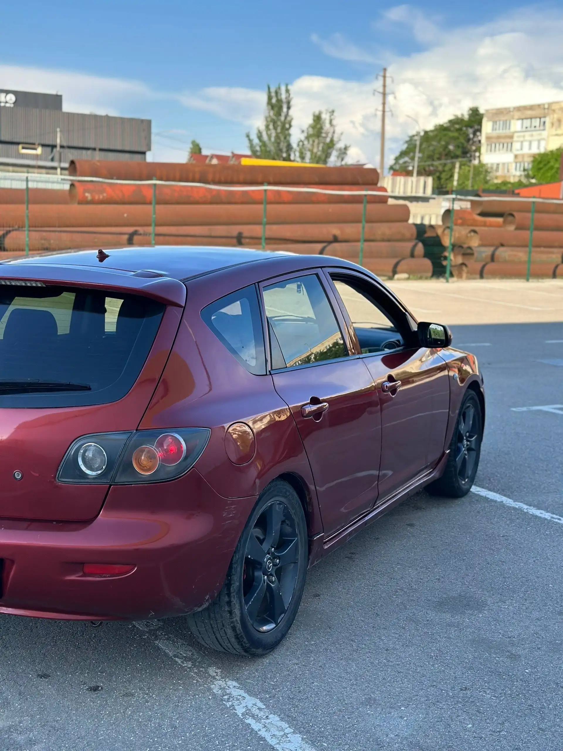Mazda в хорошем состоянии, Феодосия - Легковые автомобили (Авто) в Феодосия