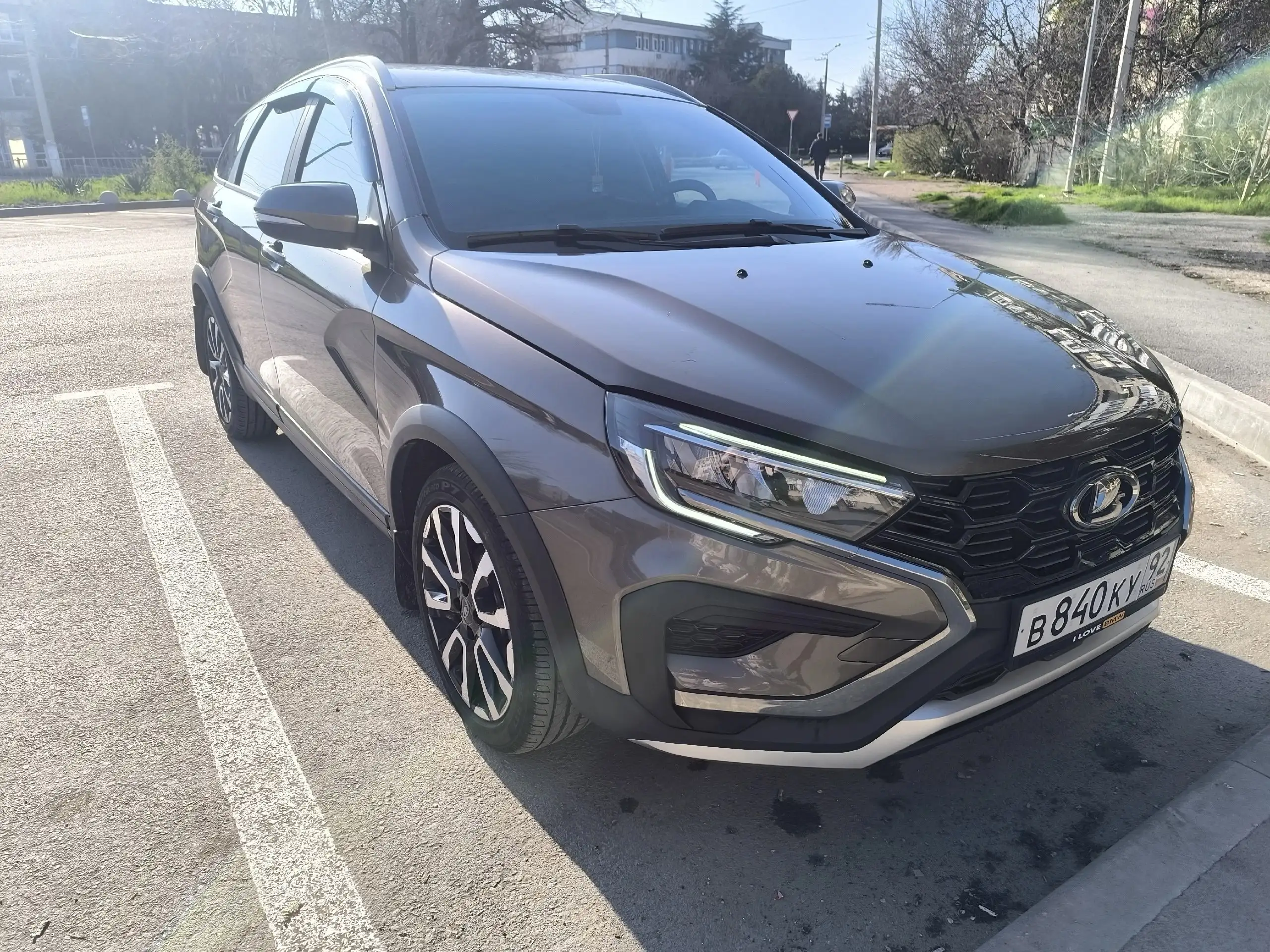 Продажа Лада Веста (1.8, 122л.с.) - Легковые автомобили (Авто) в Севастополь