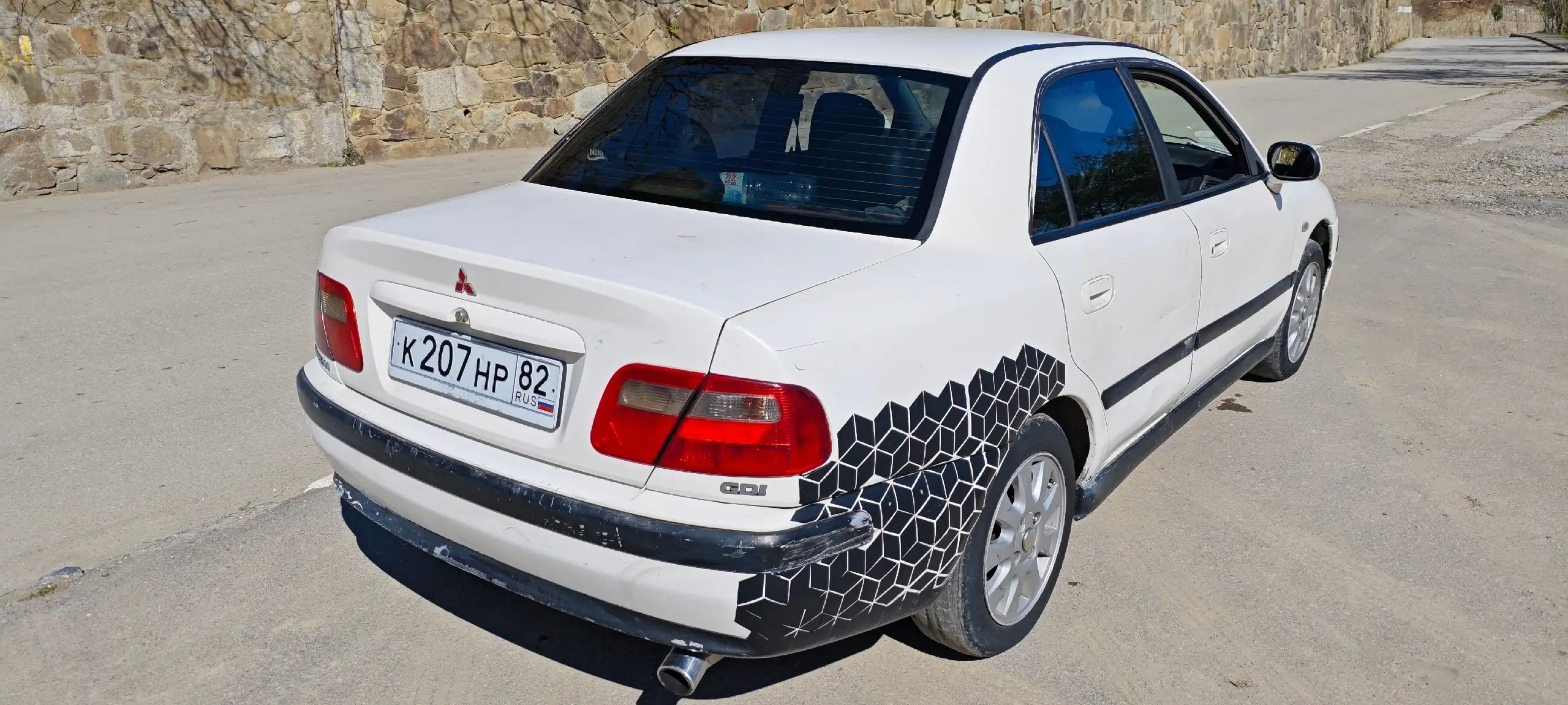 Продам Mitsubishi Carisma 2001 - Легковые автомобили (Авто) в Неизвестно