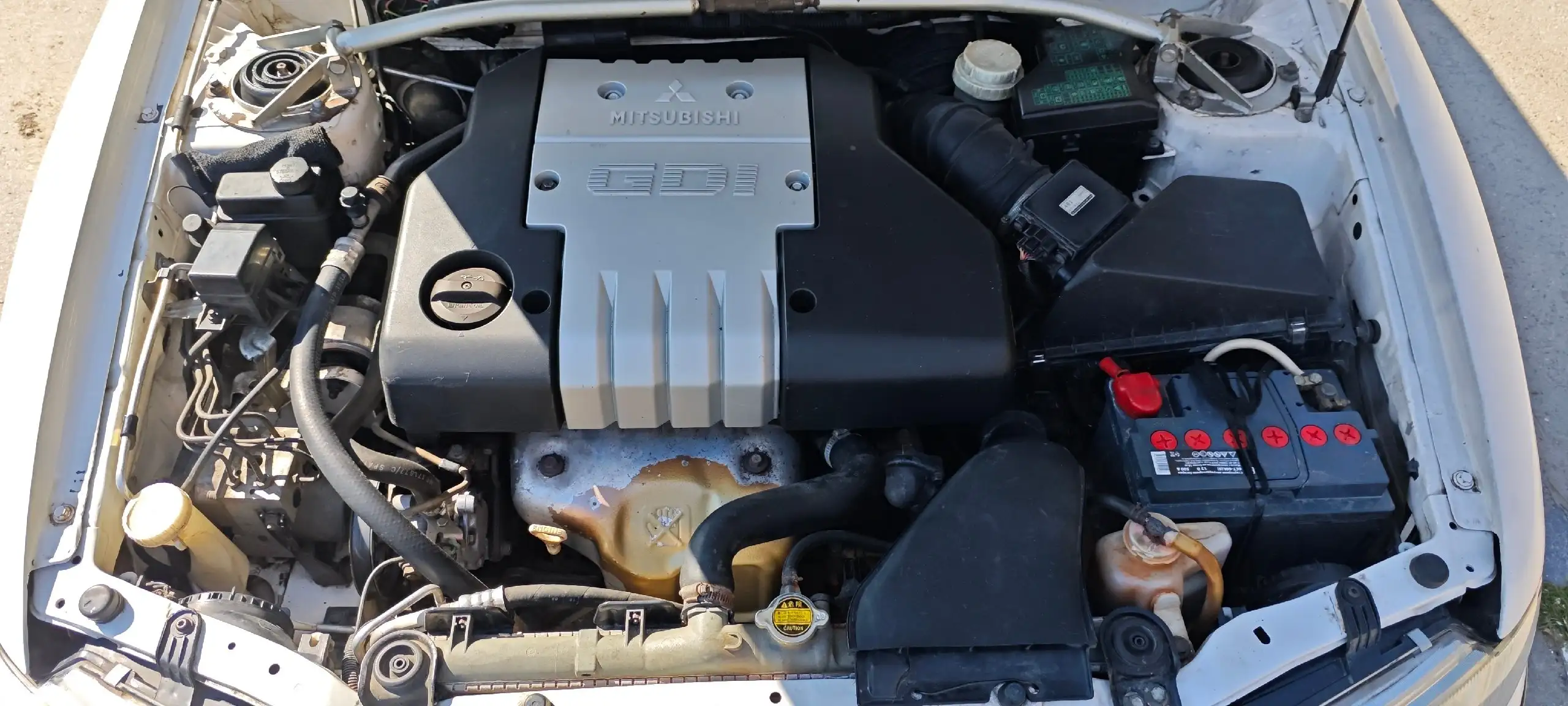Продам Mitsubishi Carisma 2001 - Легковые автомобили (Авто) в Неизвестно