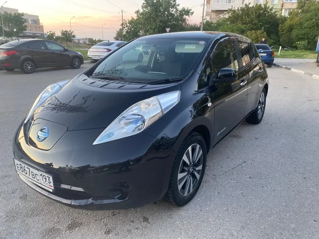 Nissan Leaf 2014 AZE0 - Легковые автомобили в Симферополь