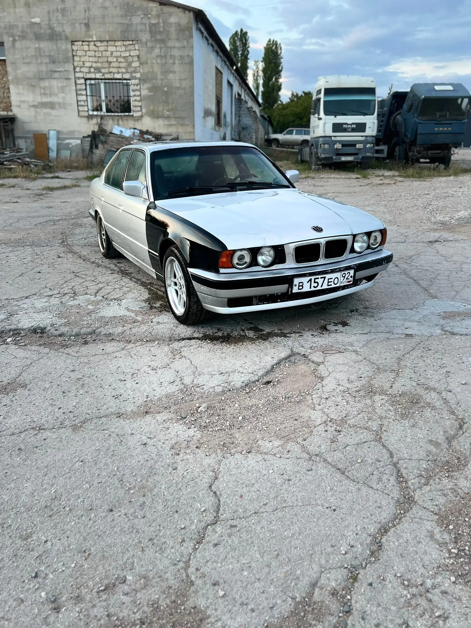 Mercedes-Benz E-Class (W124) 3.4 с двигателем от Infiniti V8 4.1 - Легковые автомобили (Авто) в Бахчисарай