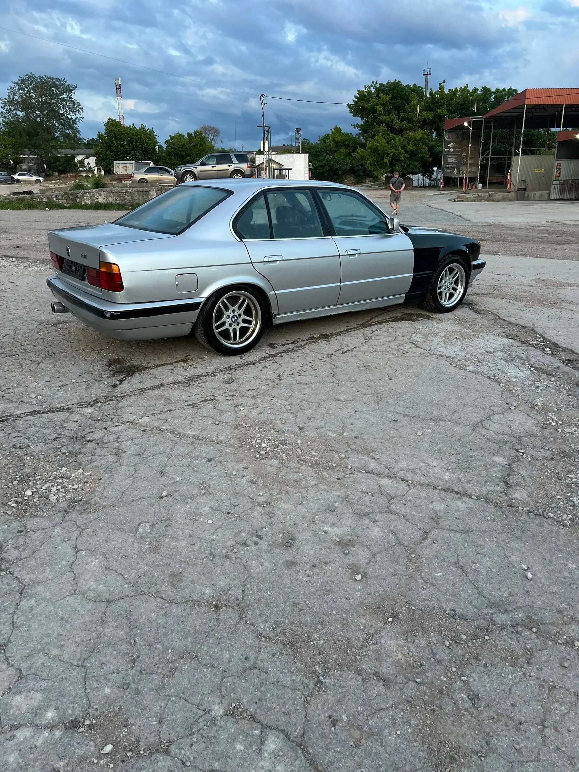 Mercedes-Benz E-Class (W124) 3.4 с двигателем от Infiniti V8 4.1 - Легковые автомобили (Авто) в Бахчисарай