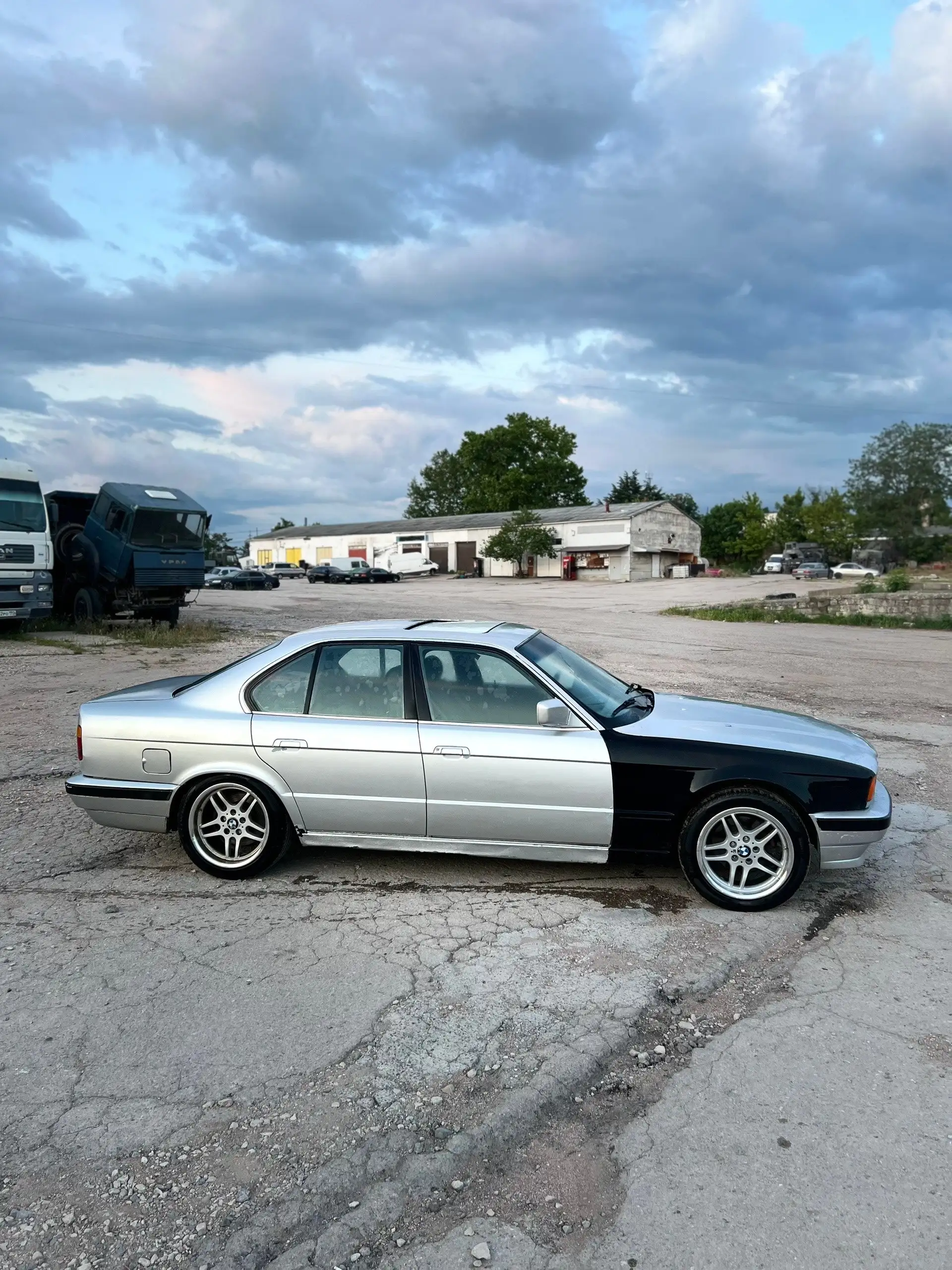 Mercedes-Benz E-Class (W124) 3.4 с двигателем от Infiniti V8 4.1 - Легковые автомобили (Авто) в Бахчисарай