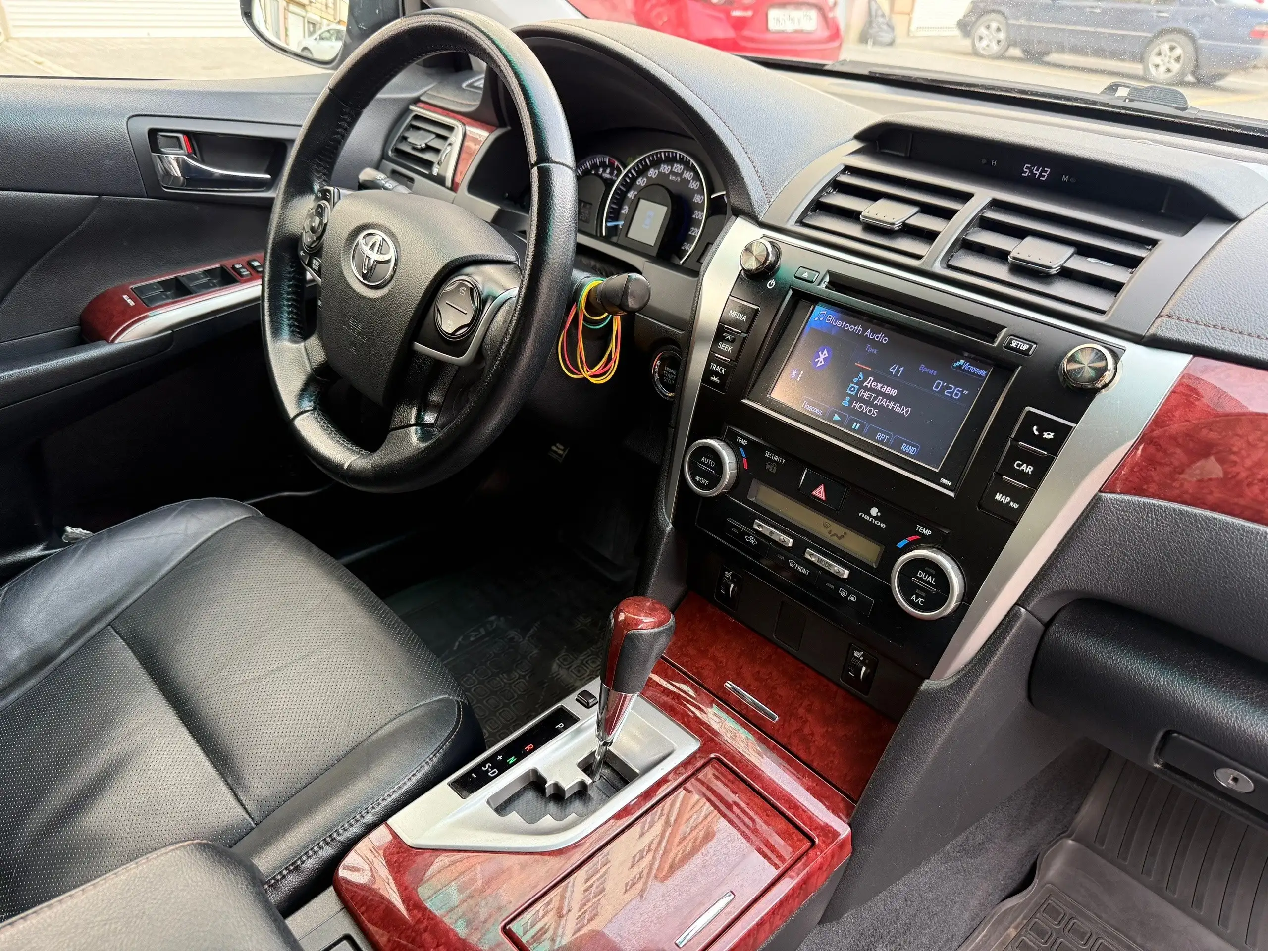 Toyota 2.5 2012 - Авто в Симферополь