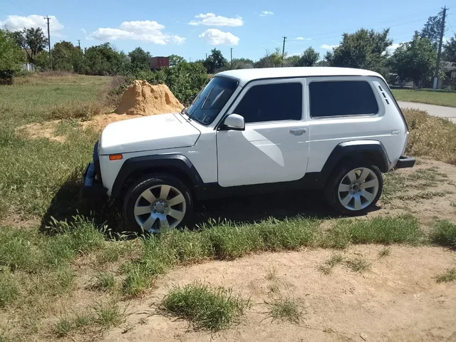 Продажа автомобиля, 2000г, возможен обмен - Легковые автомобили в Раздольное