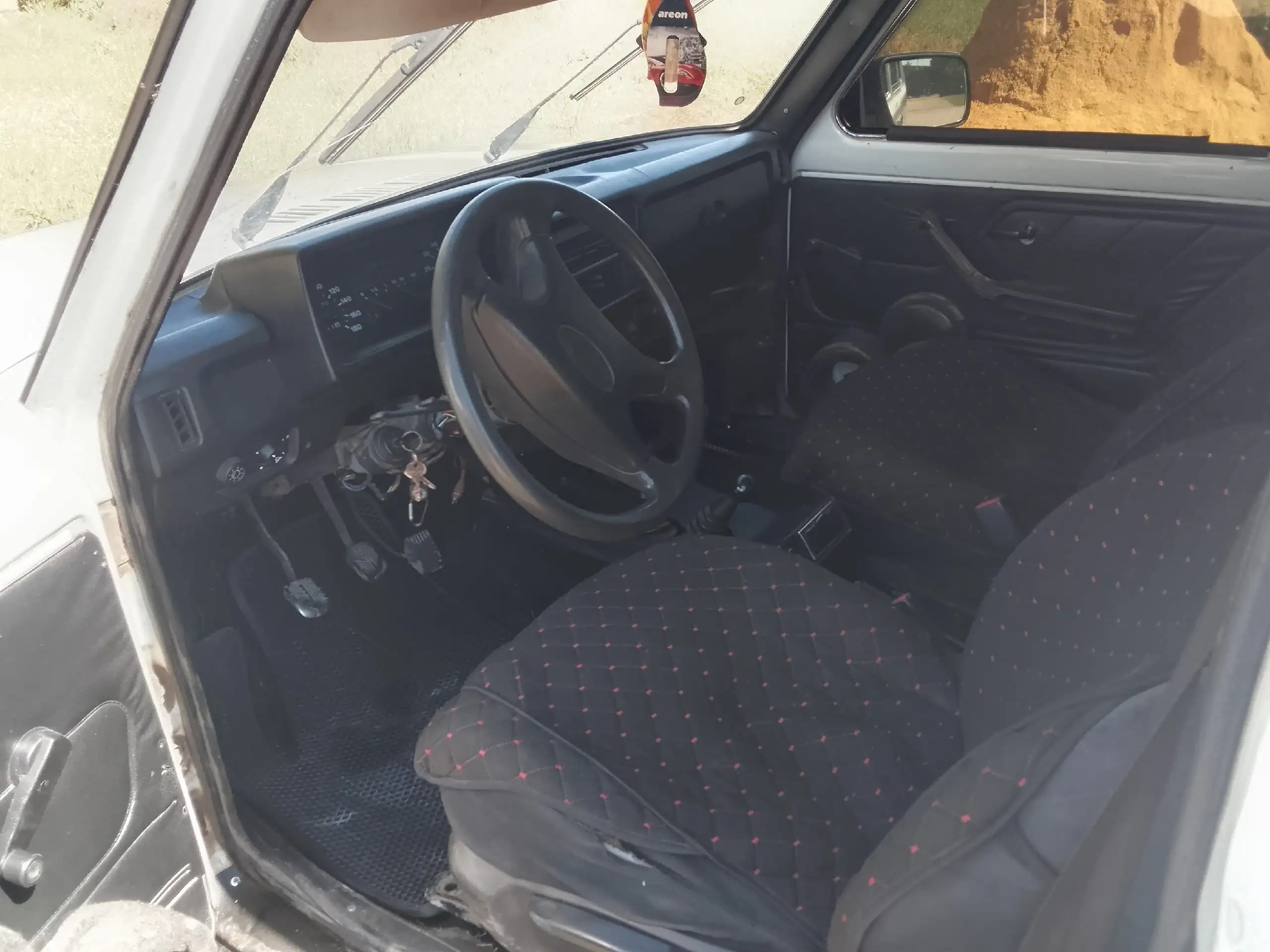 Продажа автомобиля, 2000г, возможен обмен - Легковые автомобили (Авто) в Раздольное