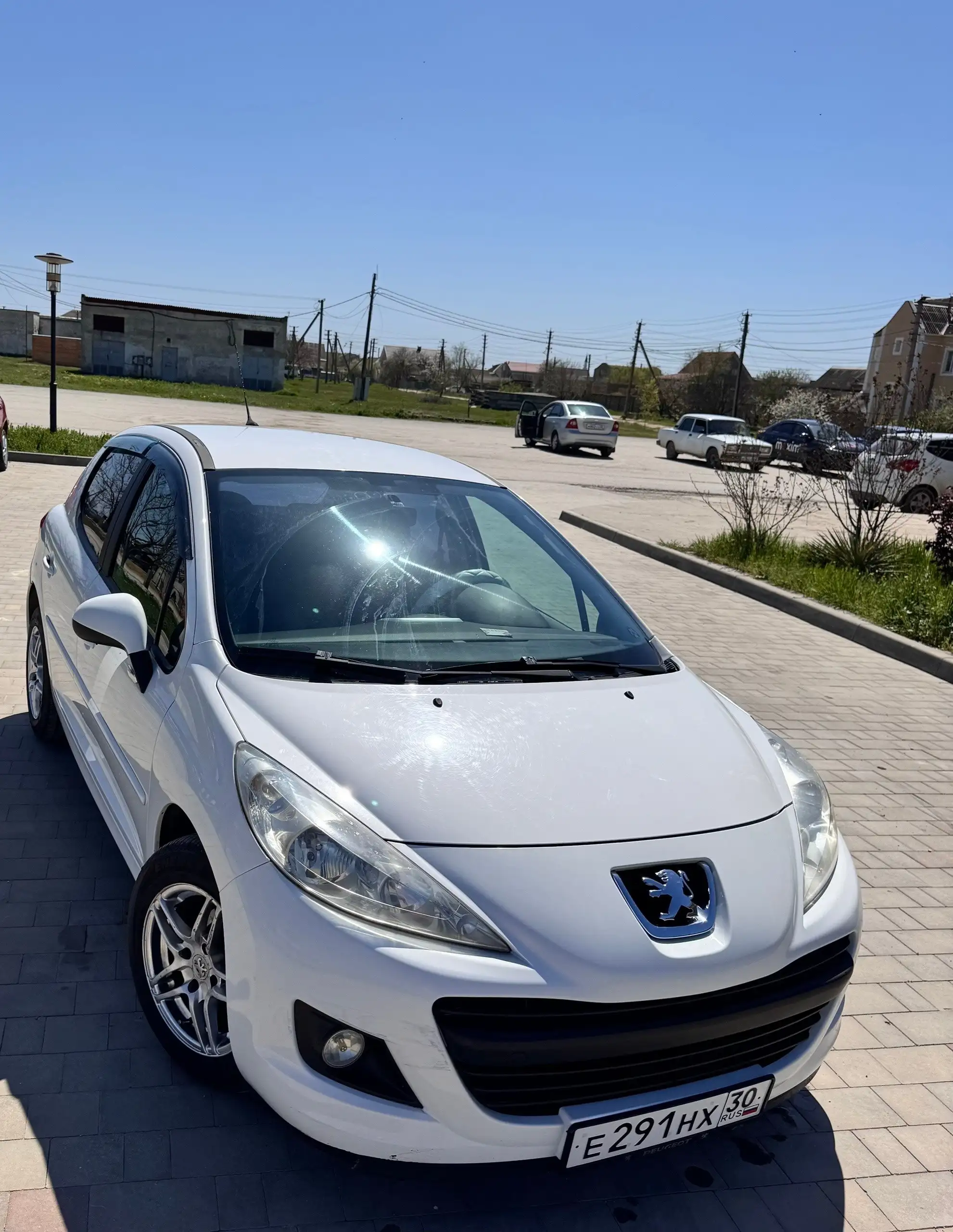 Пежо 207, 1.4 л, 2010 года, 142000 км - Легковые автомобили (Авто) в Евпатория