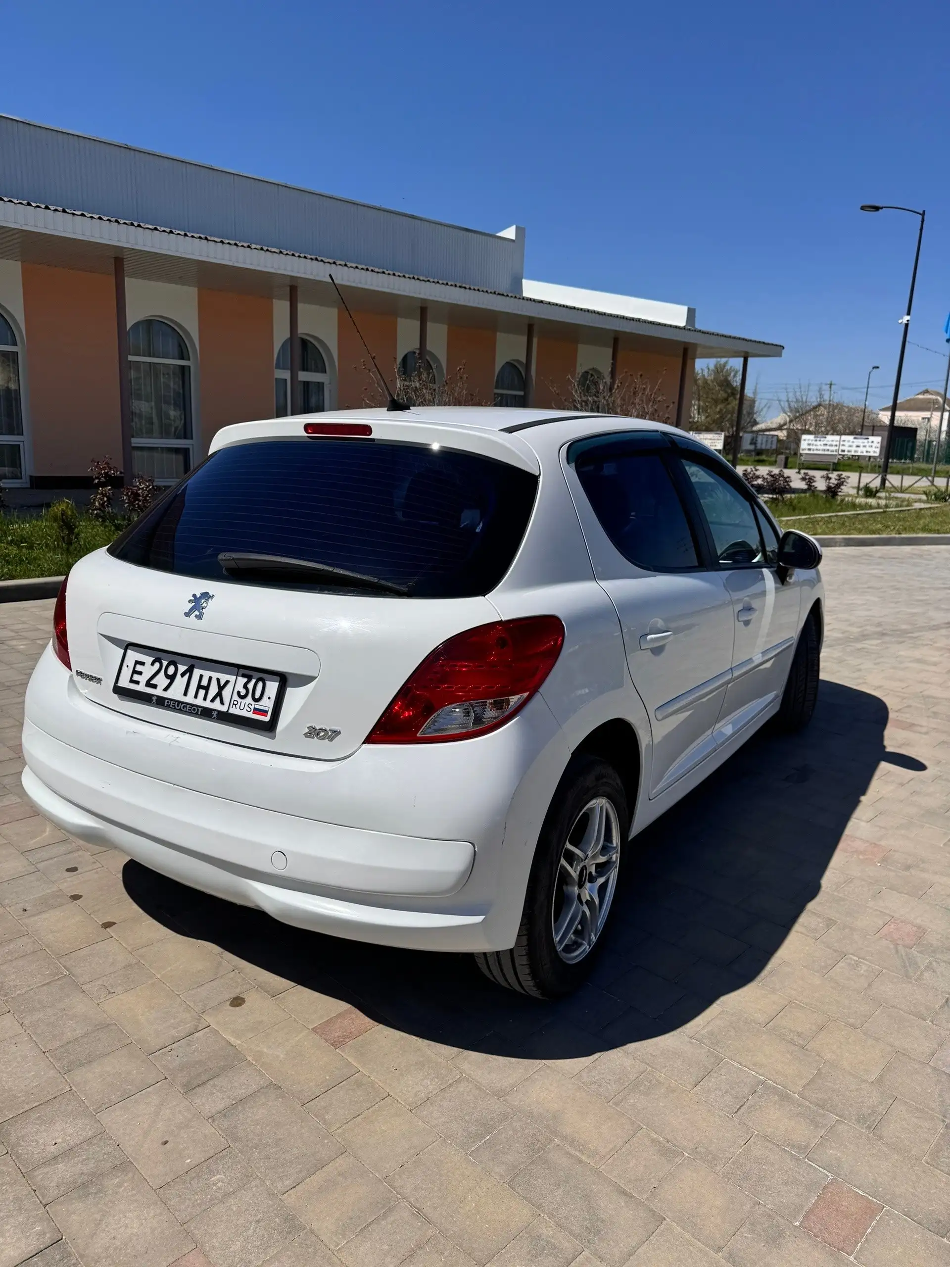 Пежо 207, 1.4 л, 2010 года, 142000 км - Легковые автомобили (Авто) в Евпатория