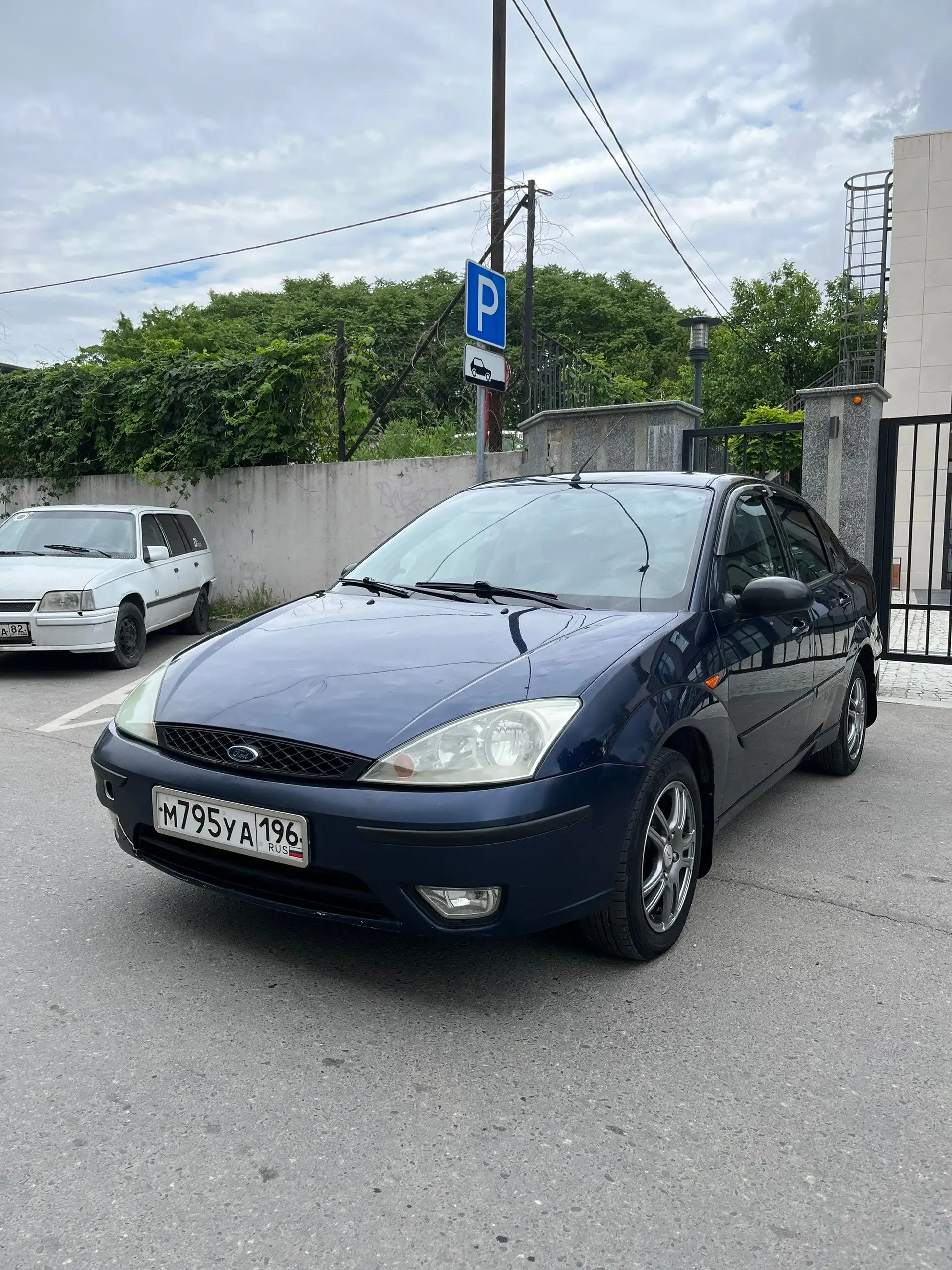Ford Focus 1 в отличном состоянии - Легковые автомобили (Авто) в Симферополь