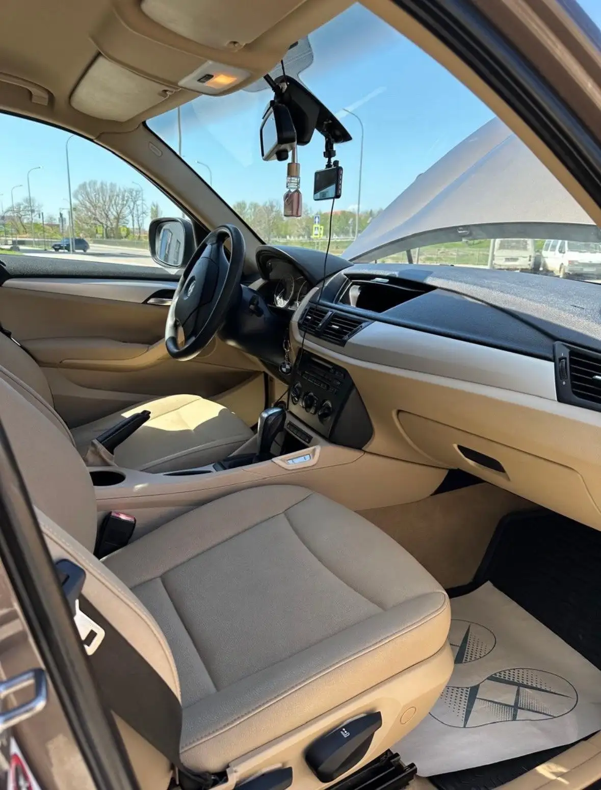 BMW X1 E84 2010 бензин - Авто в Неизвестно