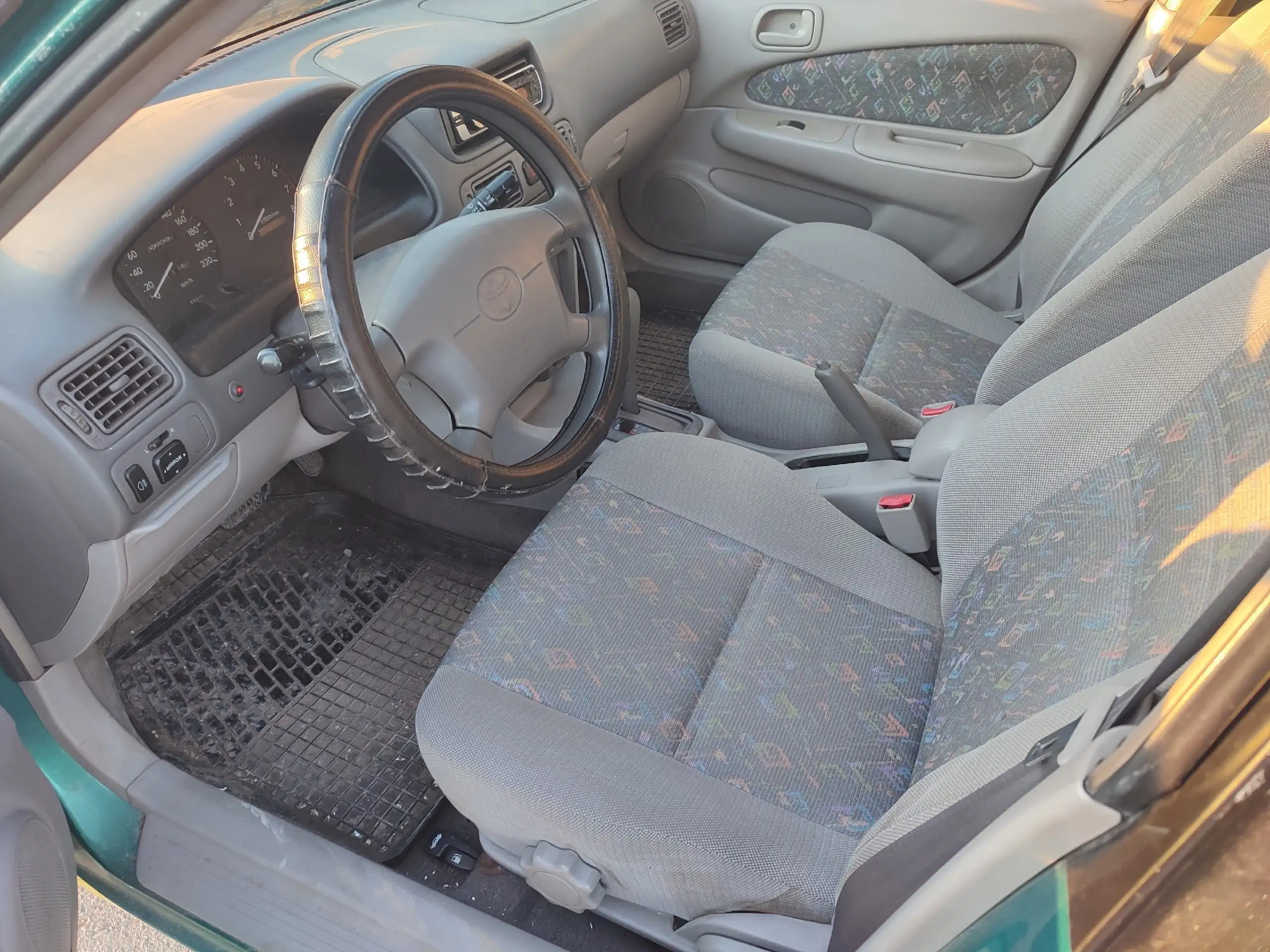 Продажа автомобиля с пробегом 180 тыс.км - Авто в Севастополь