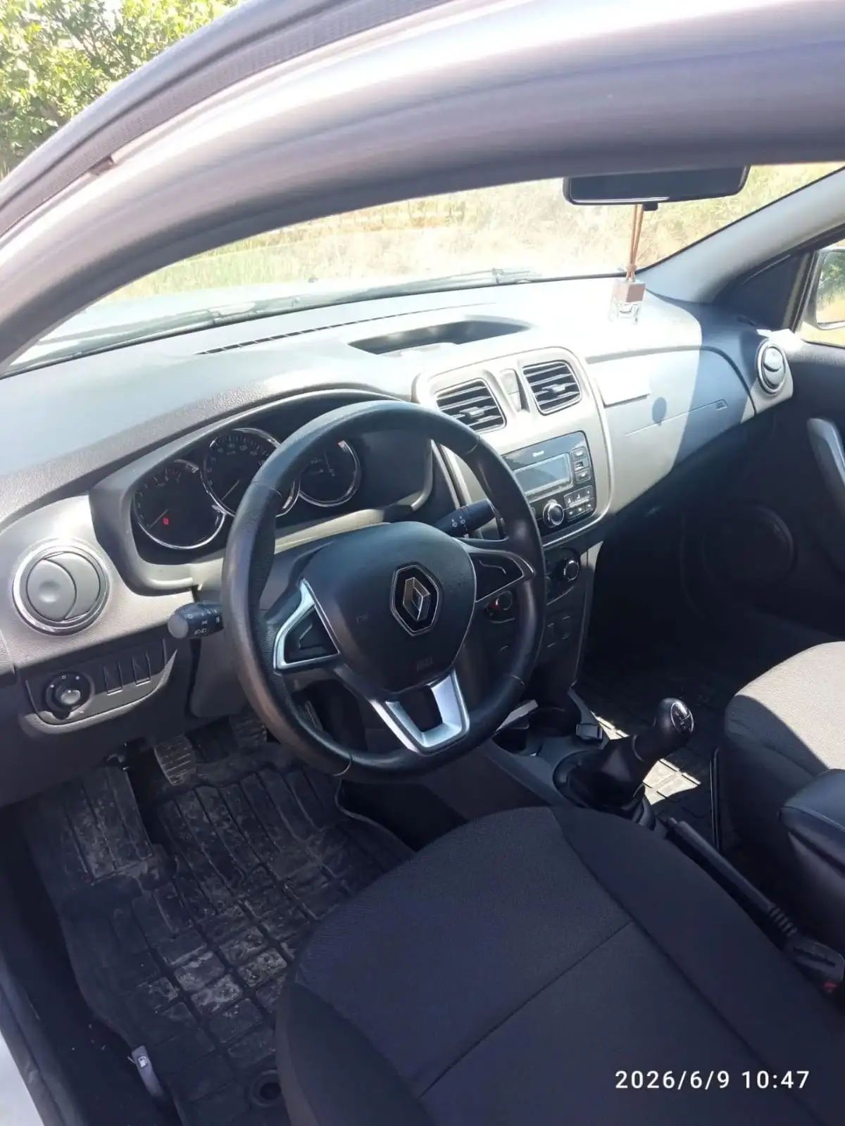 Renault Logan 2018 - Авто в Севастополь