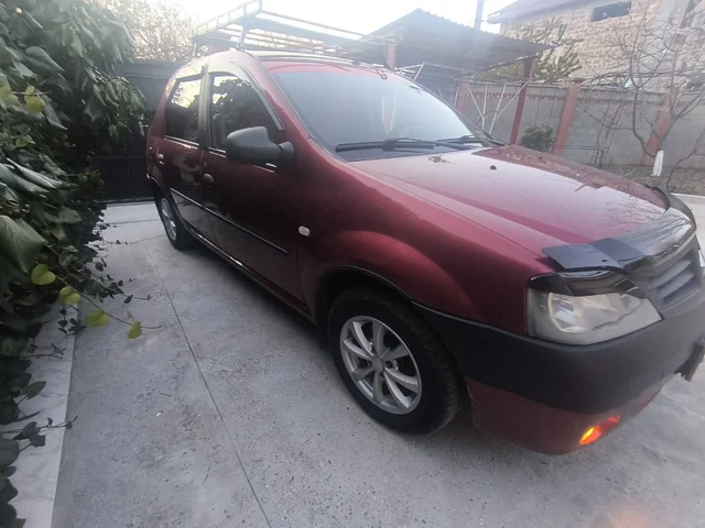 Renault Logan 2009 - Шины, диски и колёса в Симферополь