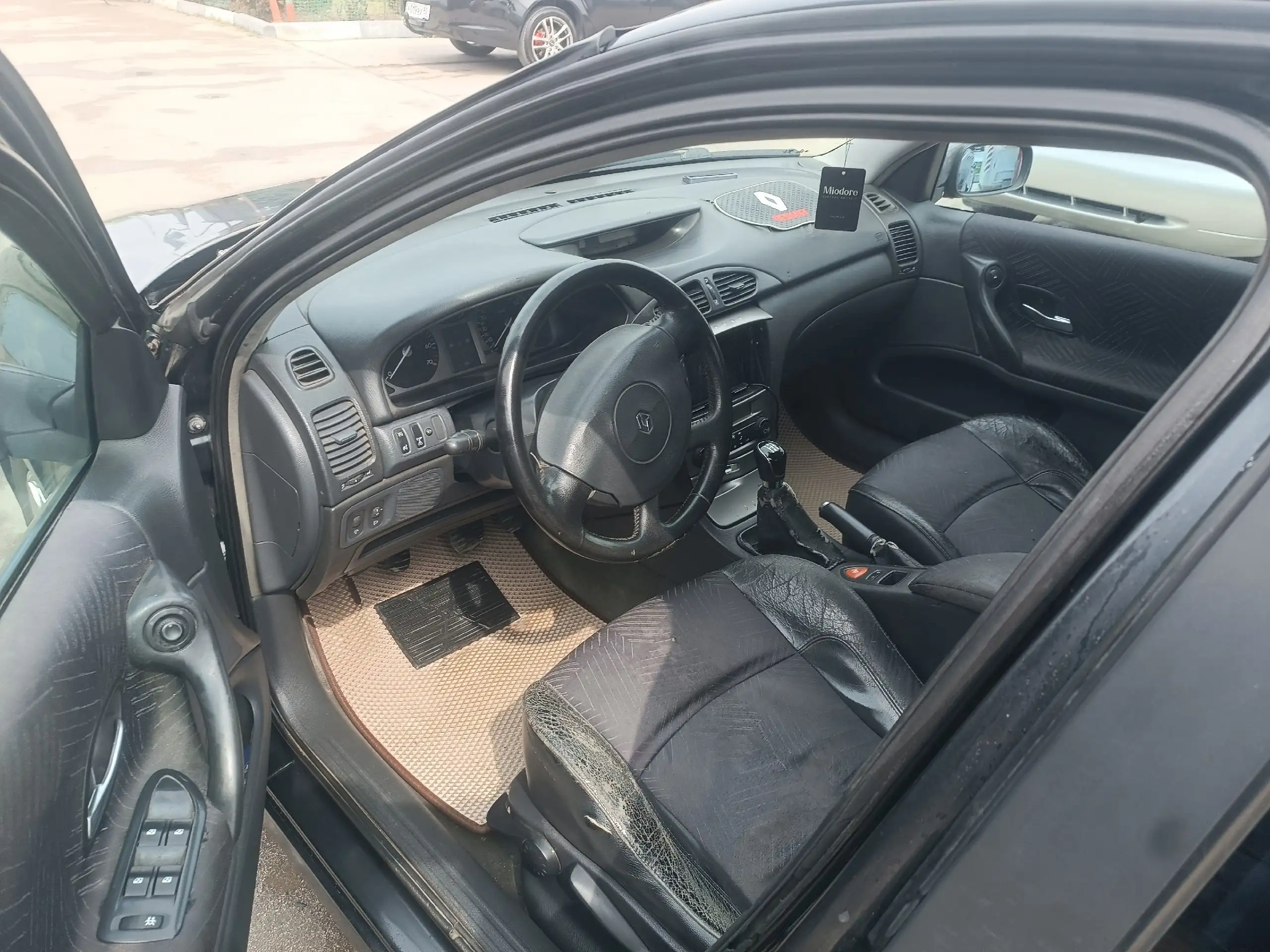 Renault Laguna 2. 1.8, 2001 - Легковой автомобиль (Авто) в Севастополь