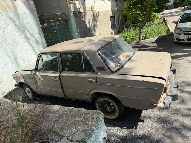 Продам ВАЗ 2106 на запчасти - Коммерческие автомобили в Феодосия