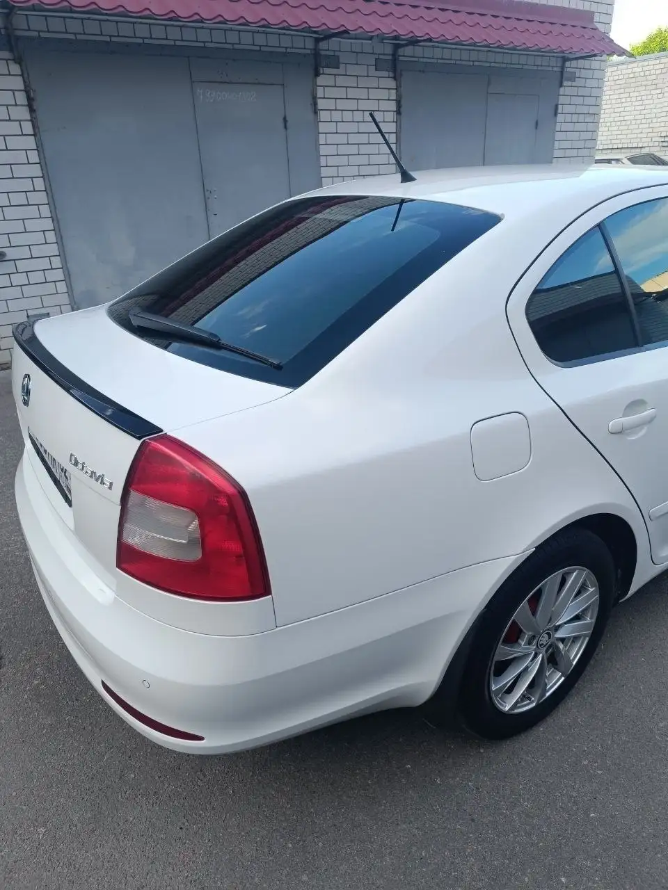 Skoda Octavia 2012, 1.8 turbo, механика - Авто в Севастополь
