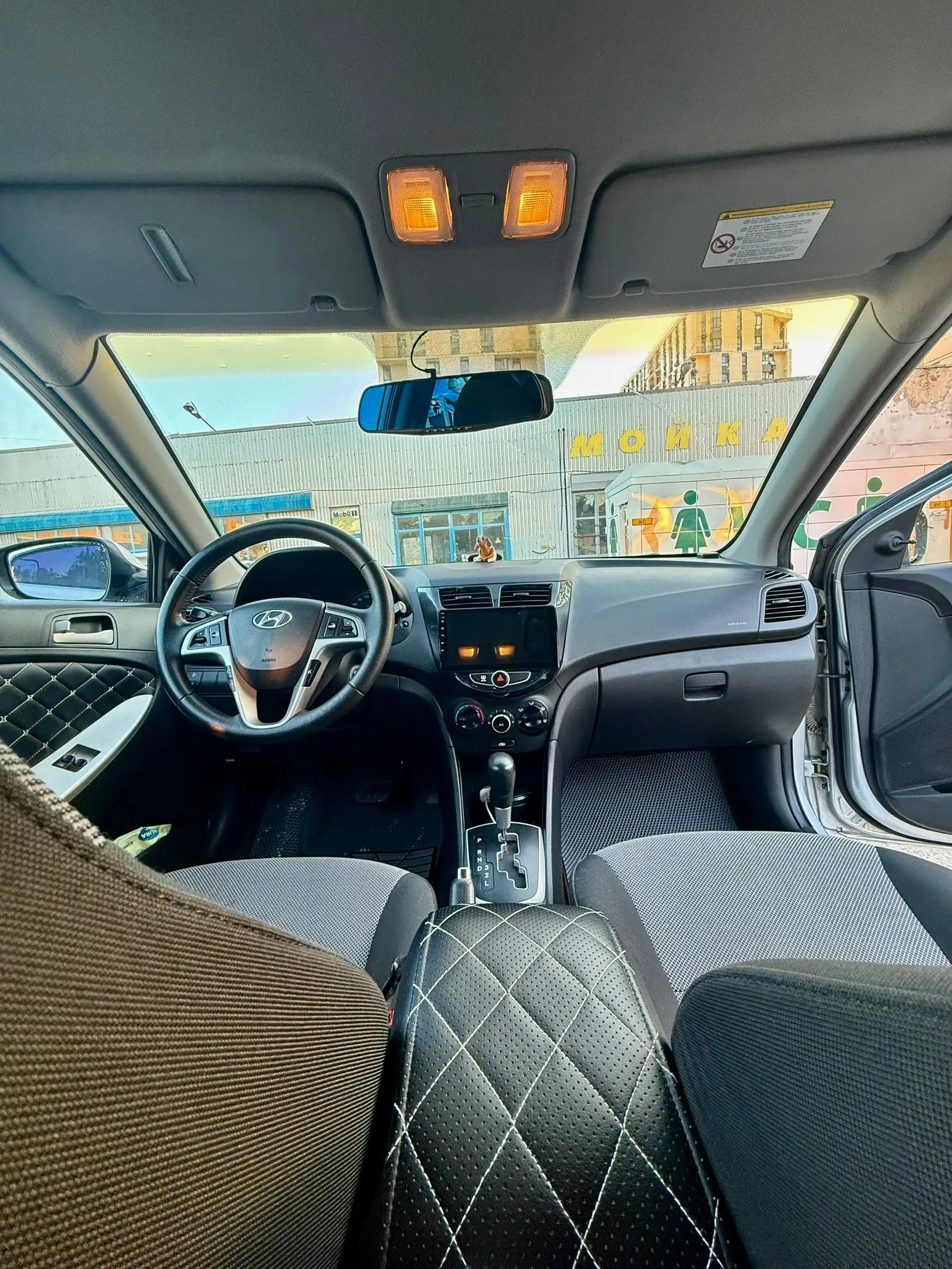 Hyundai Solaris 2011 года в отличном состоянии - Легковые автомобили (Авто) в Симферополь