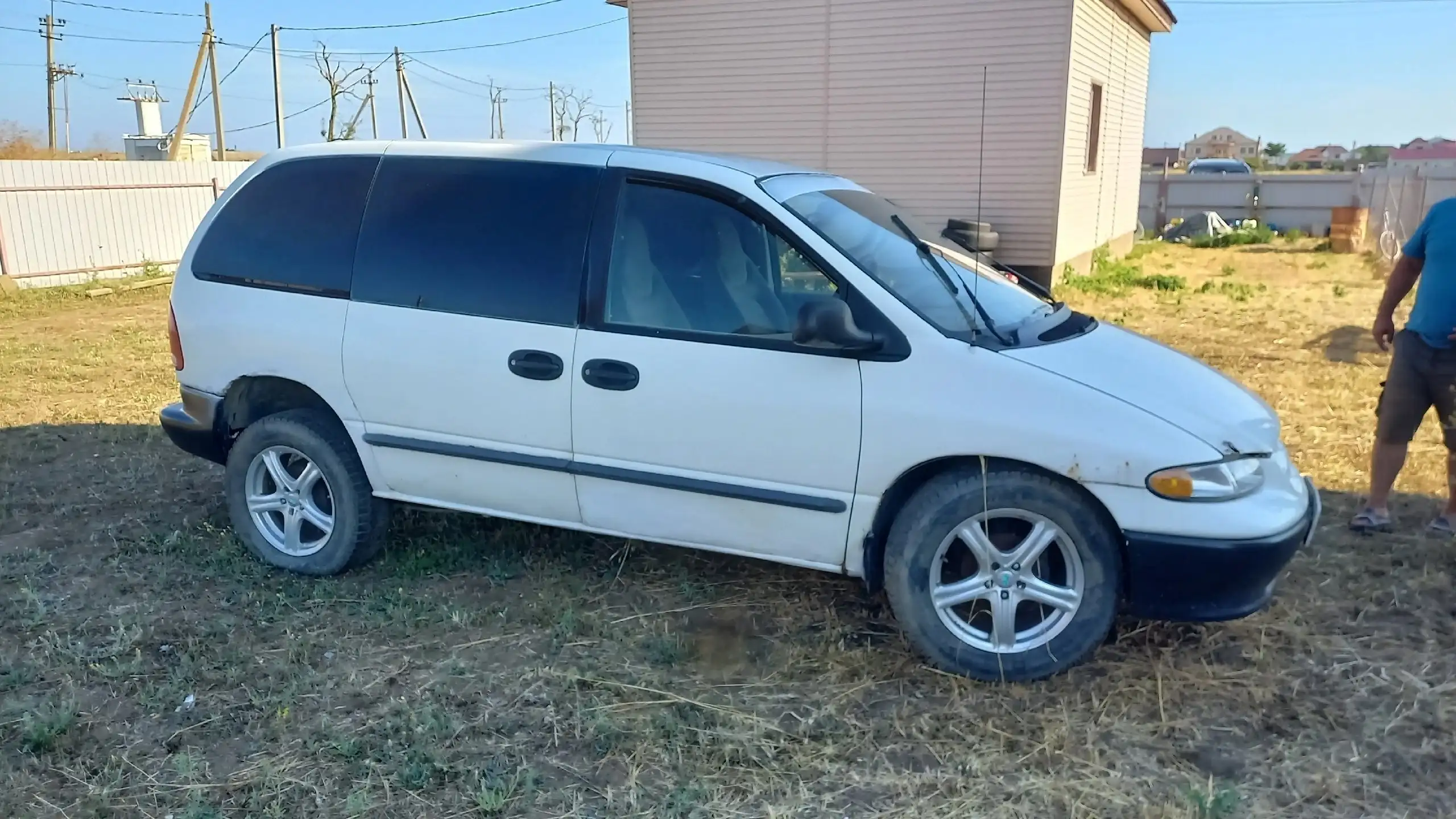 Продажа автомобиля 1998 года - Легковые автомобили (Авто) в Севастополь