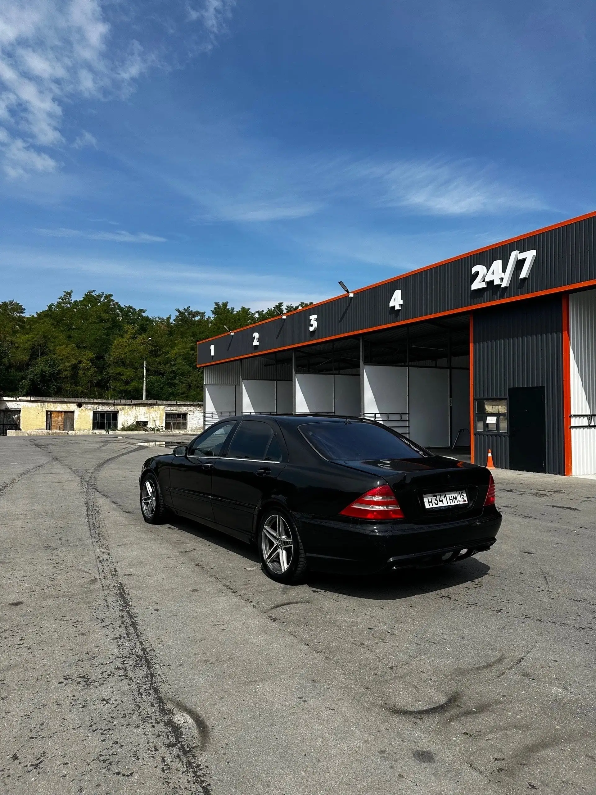 Mercedes-Benz W220 S500 Long в отличном состоянии - Легковые автомобили (Авто) в Симферополь