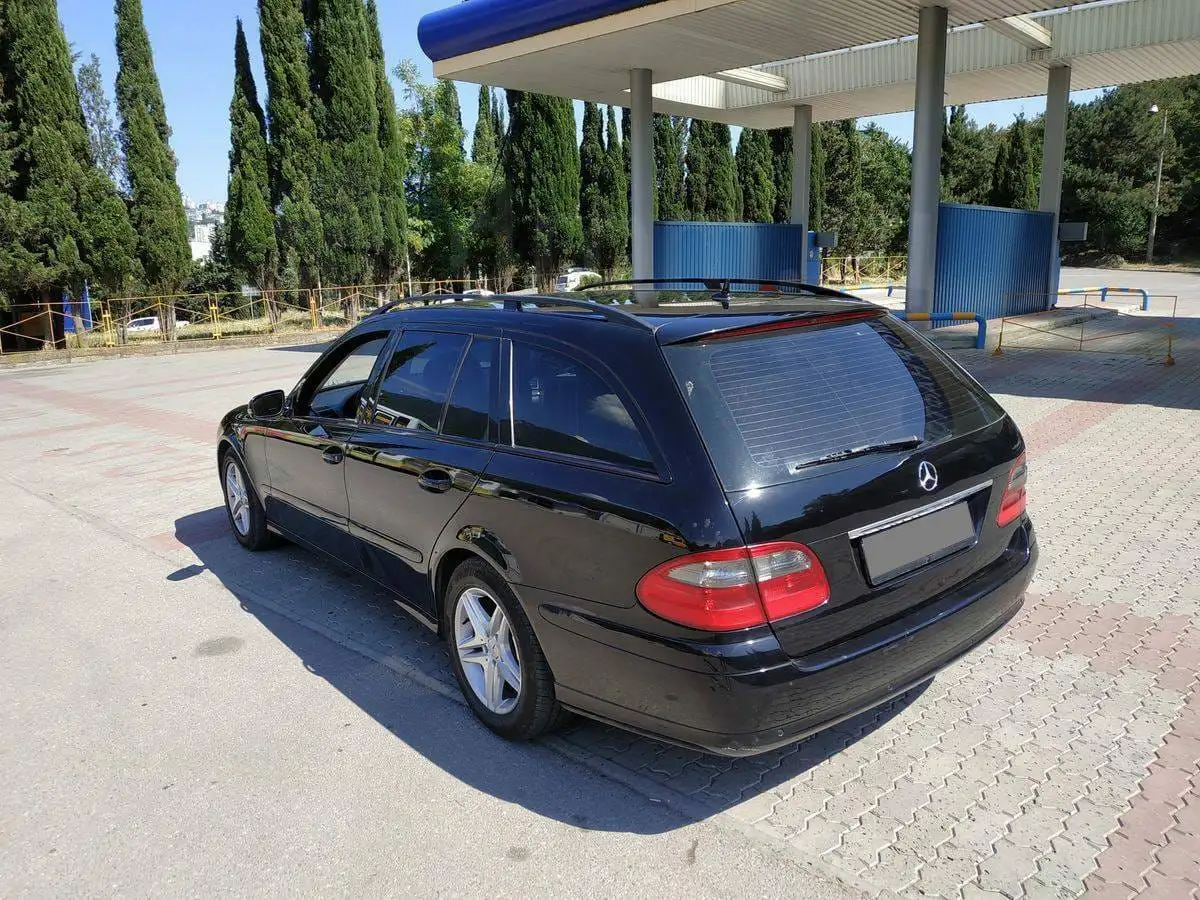 Mercedes E-Class 211 Рестайлинг 2008 - Легковые (Авто) в Ялта