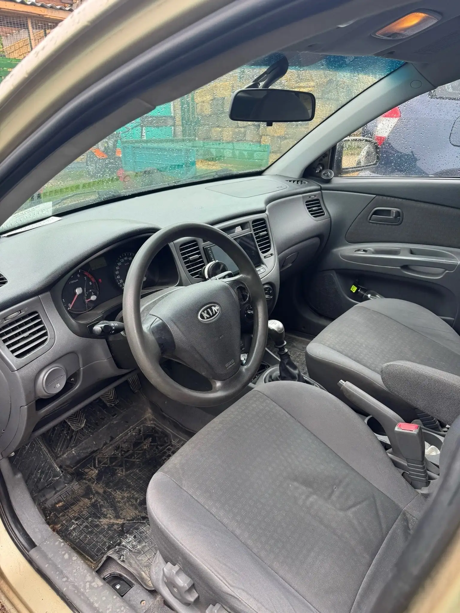 Продажа авто в Симферополе - Легковые автомобили (Авто) в Симферополь