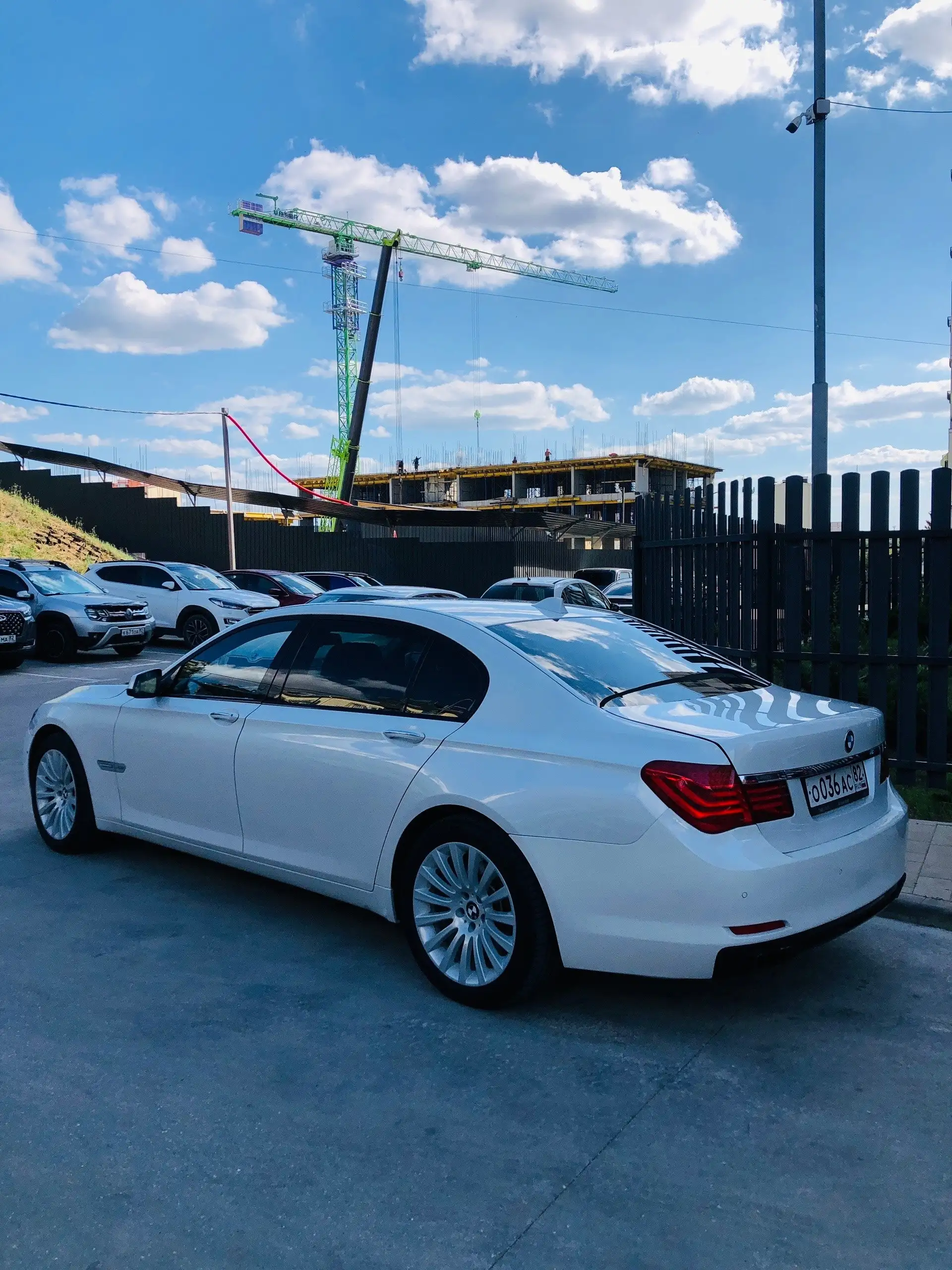 БМВ 750i Long 2011 - Легковые автомобили (Авто) в Симферополь