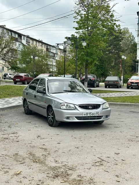 Hyundai Accent 2004 на ходу - Шины, диски и колёса в Форос