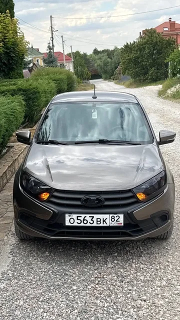 Lada Granta 1.6 2024 г.в. 140 л.с. - Шины, диски и колёса в Симферополь