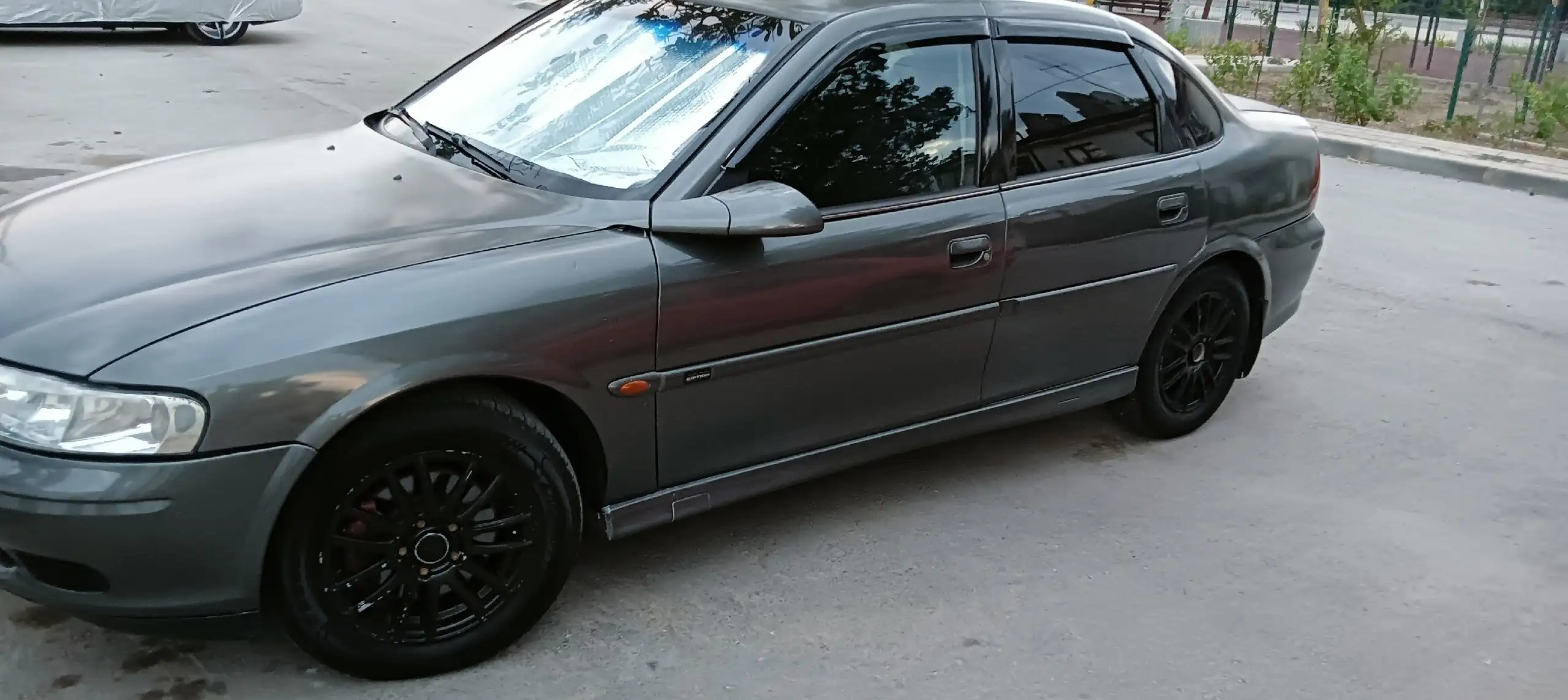 Продажа Opel Vectra B 2001 - Авто в Крым