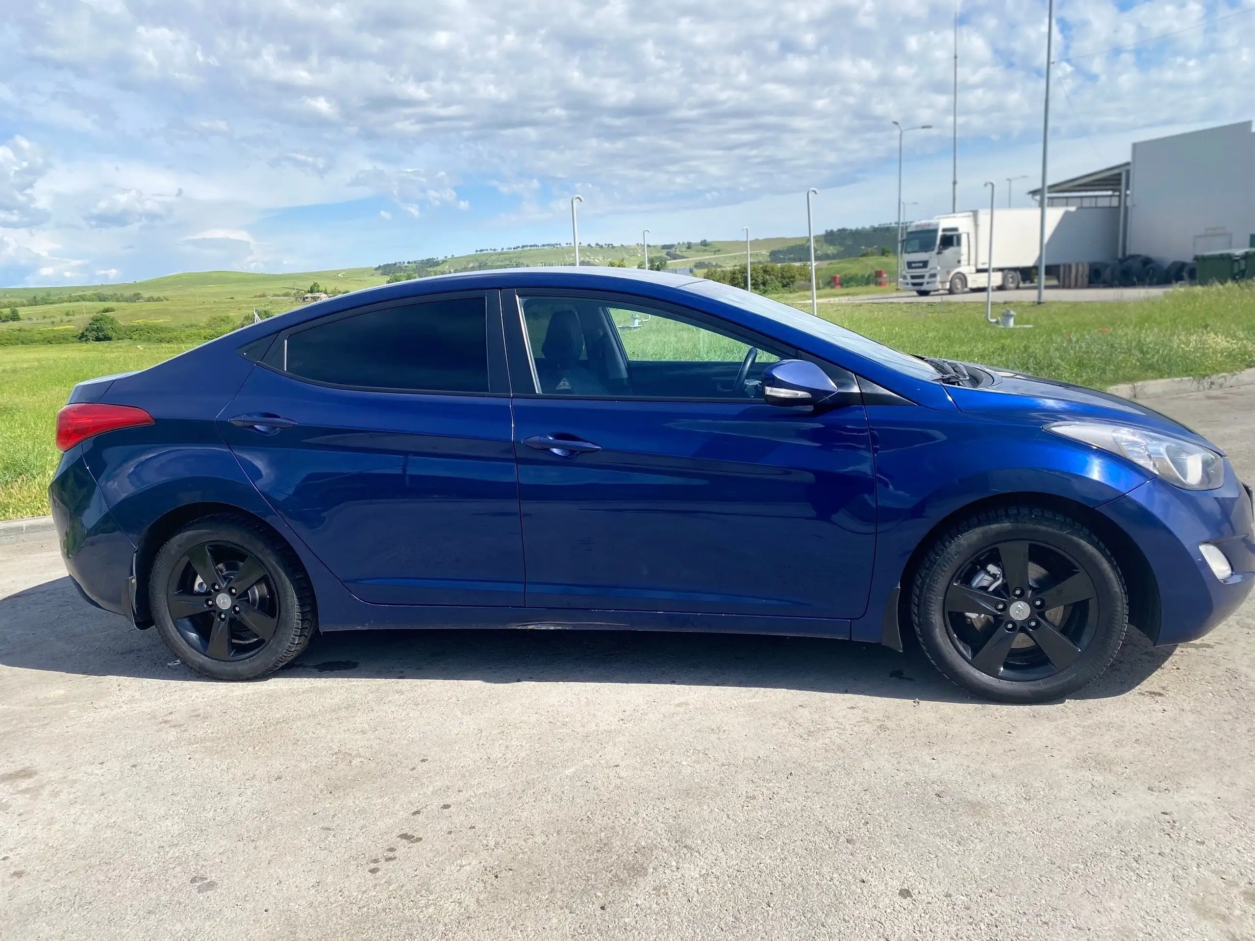 Hyundai Elantra 2012, 1.6, 132 л.с., АТ - Легковые автомобили (Авто) в Симферополь
