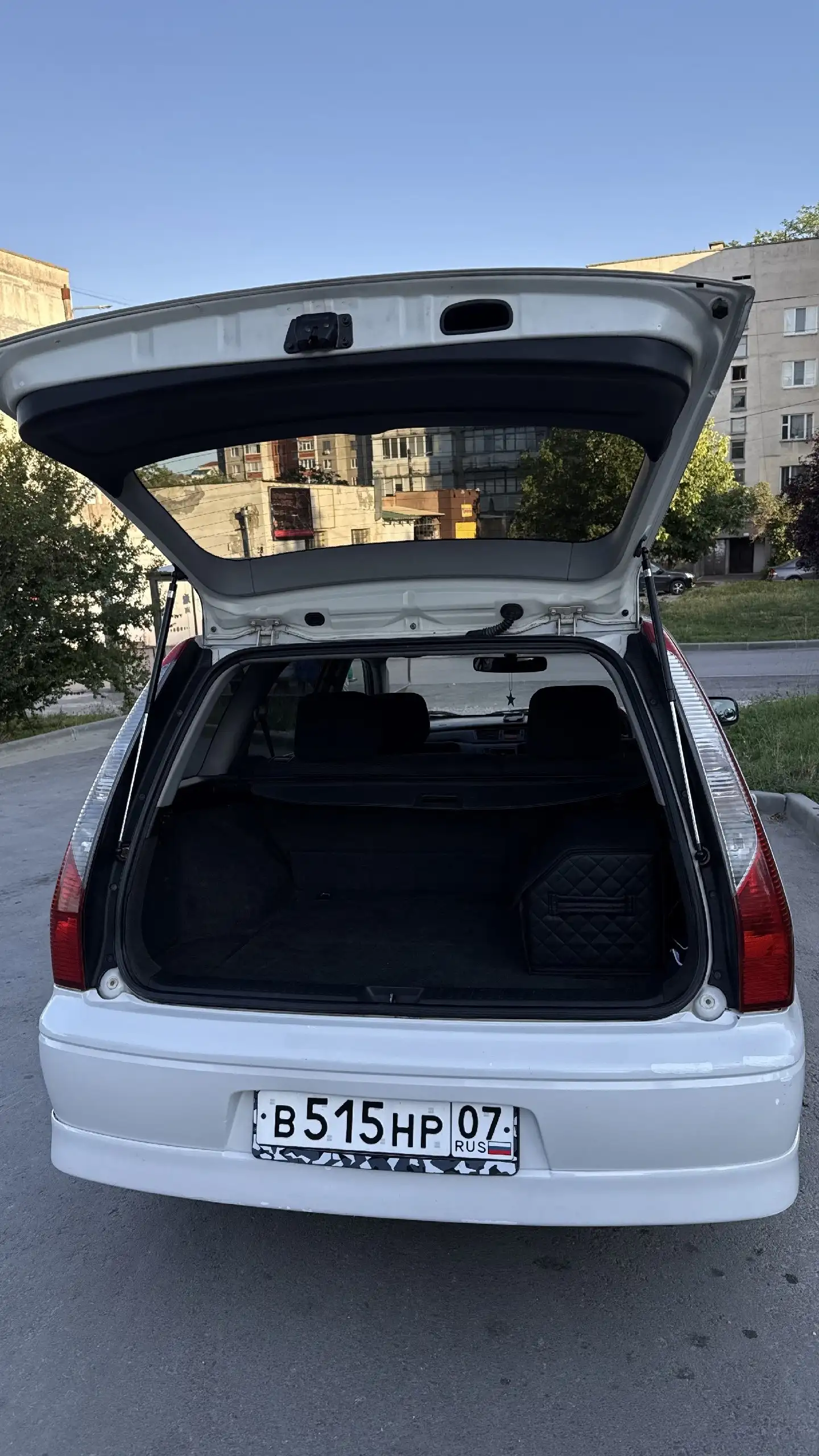 Mitsubishi Lancer Cedia 1.8 GDI, 2002 г. - Авто в Неизвестно