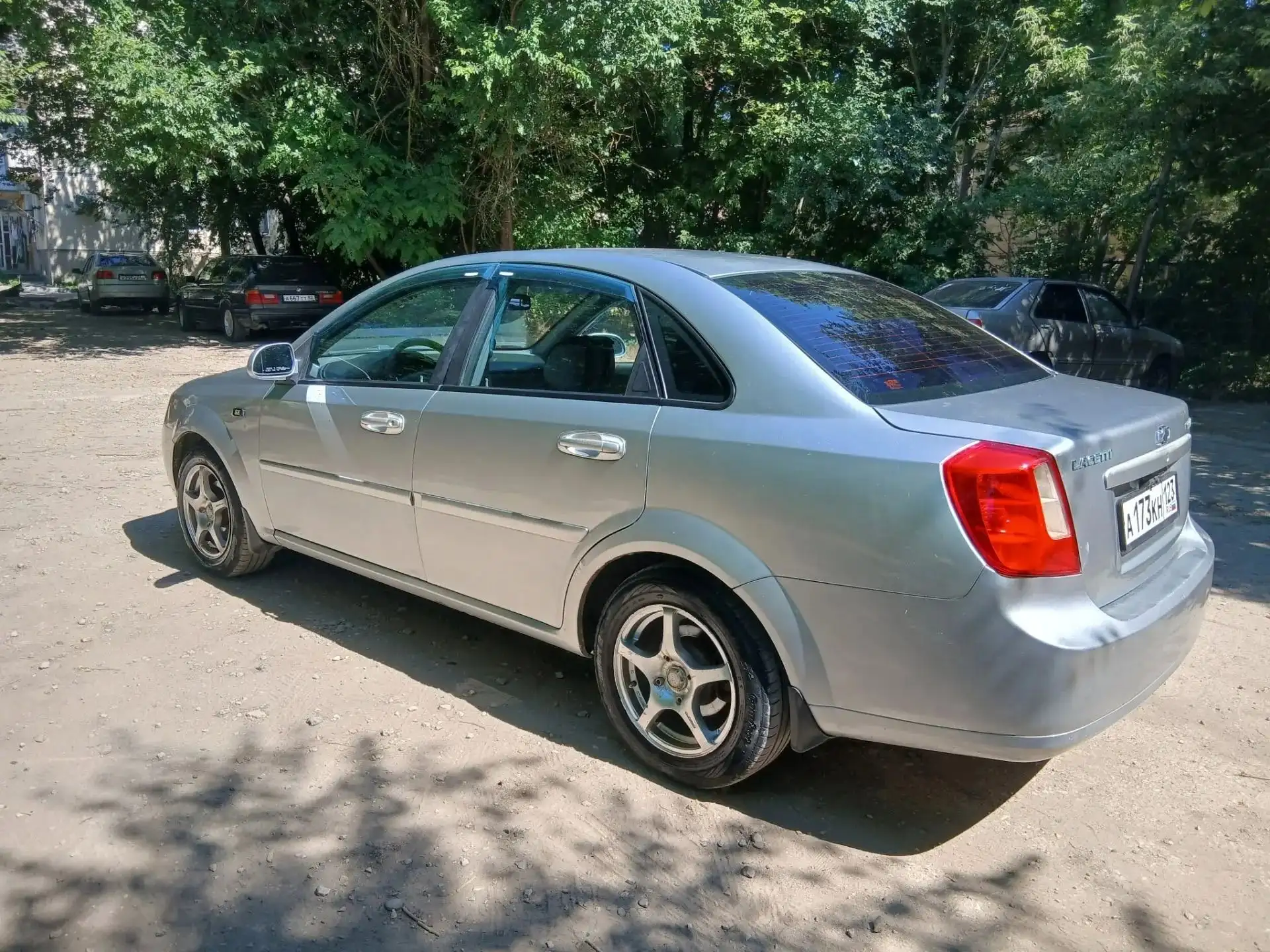 Продам срочно. Цена 320.000₽. Торг у капота - Авто в Керчь