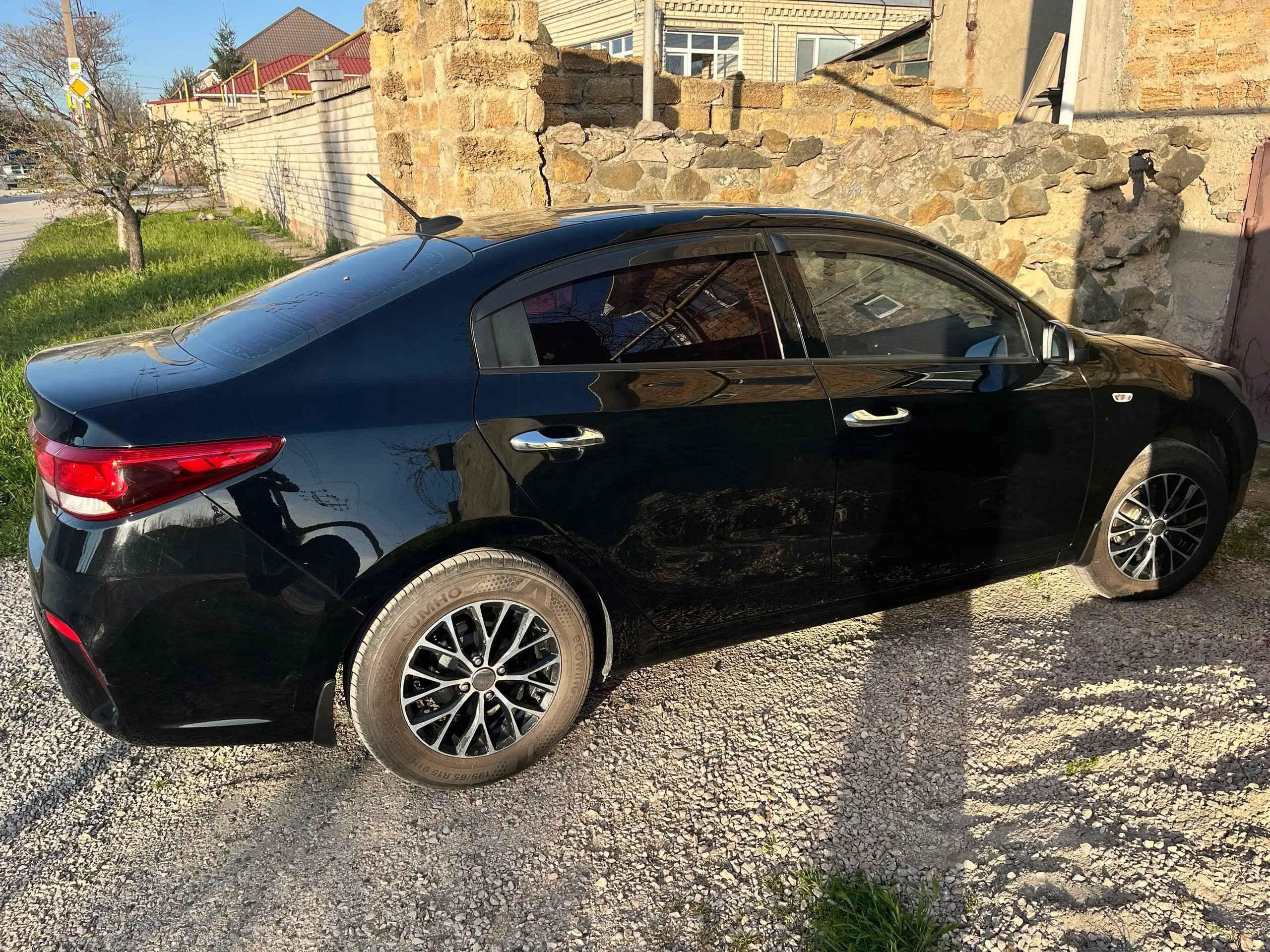 Kia Rio 2019, 1.6 AT, Максимальная комплектация - Легковые автомобили (Авто) в Симферополь